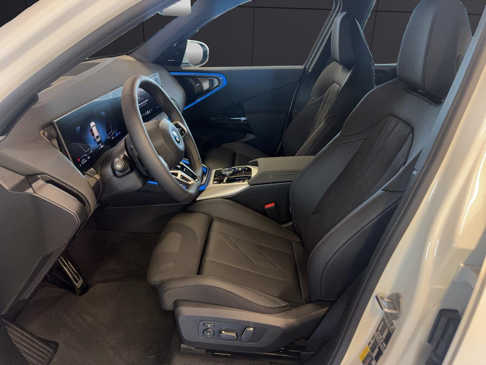BMW X3 30e xDrive-image-11