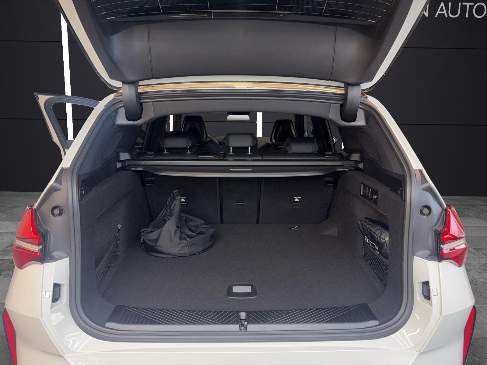 BMW X3 30e xDrive-image-13