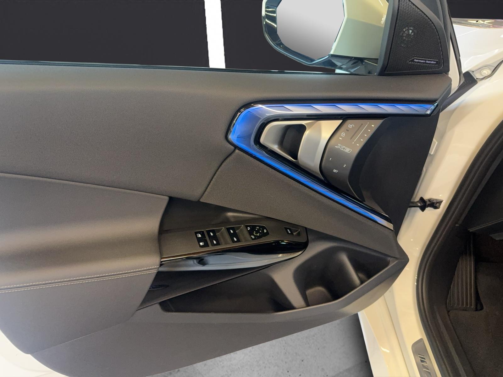 BMW X3 30e xDrive-image-10