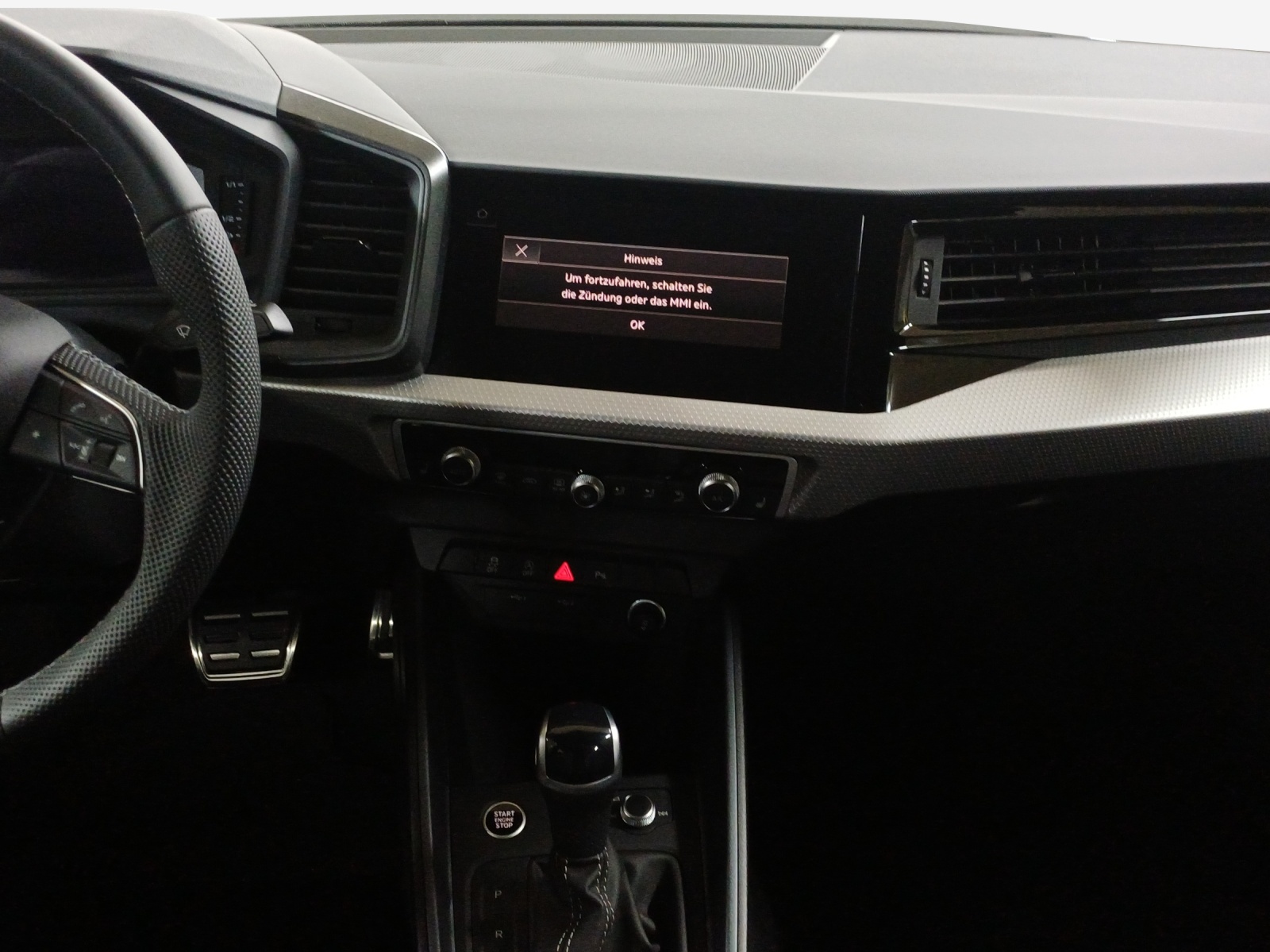 AUDI A1 Sportback 30 TFSI S-tronic-image-10