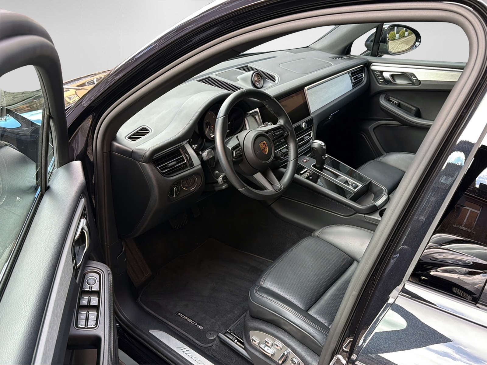 PORSCHE Macan S PDK-image-2