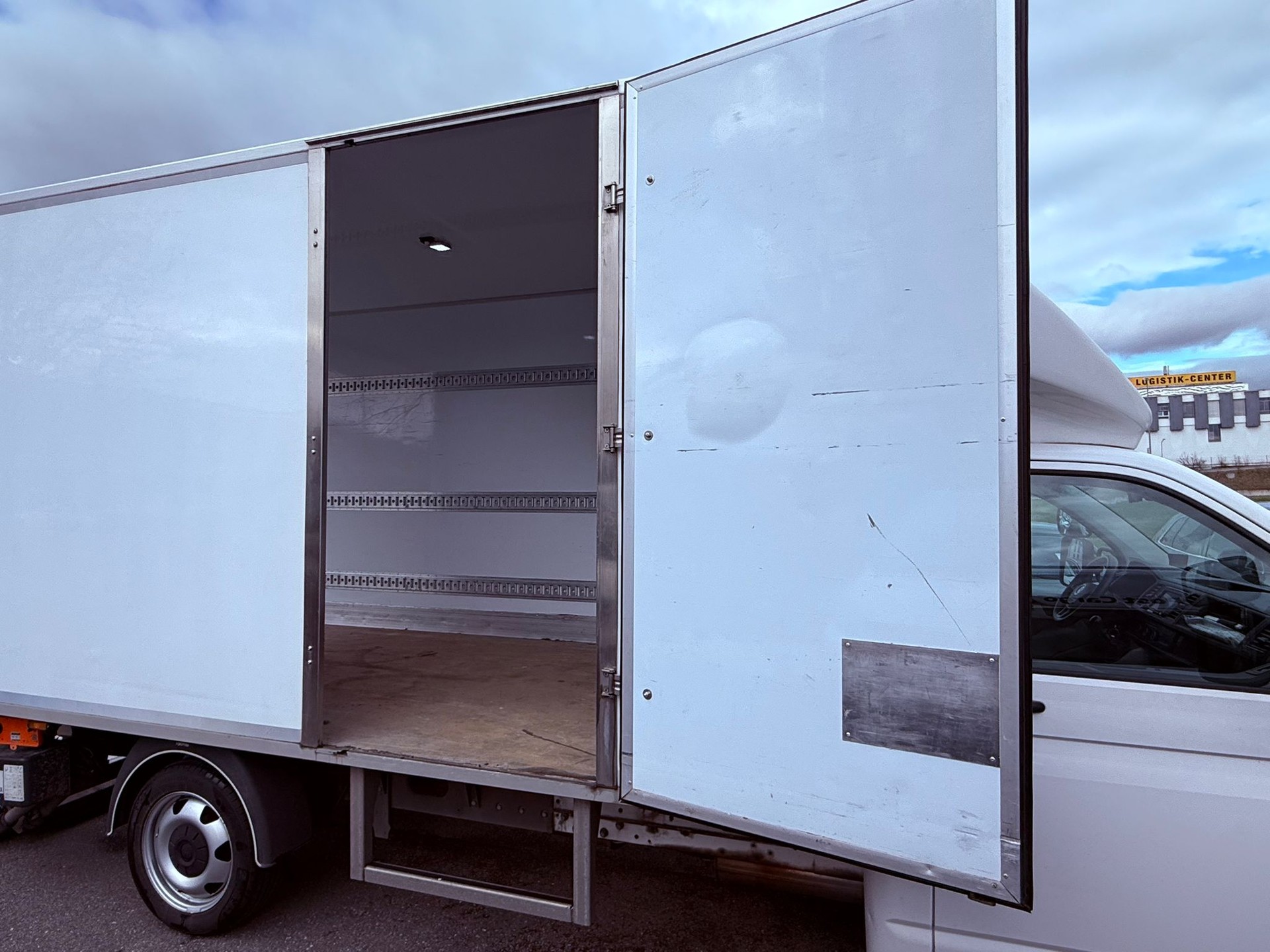 VW T6 2.0 TDI-image-11