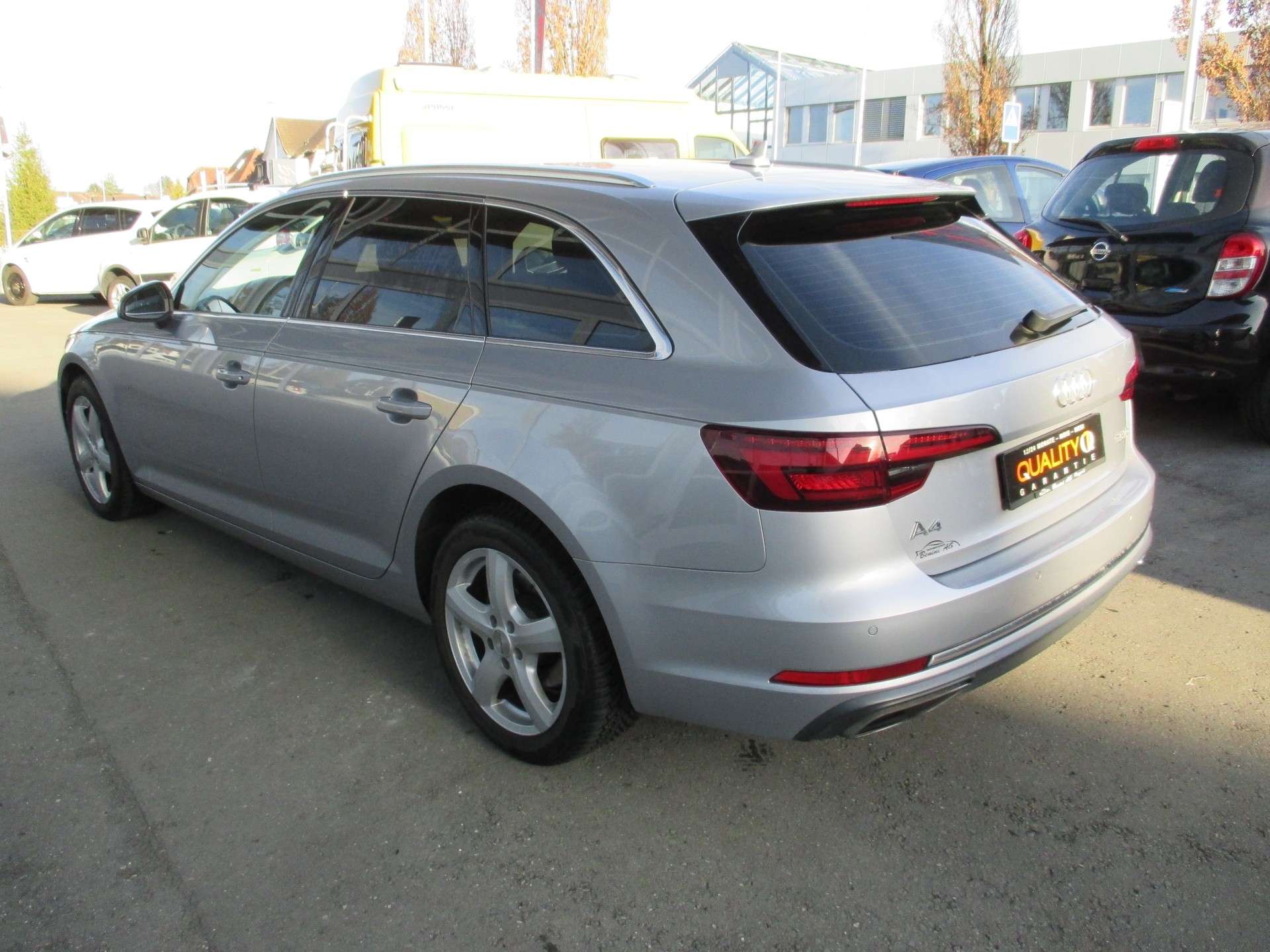AUDI A4 Avant 35 TDI Sport S-tronic-image-6