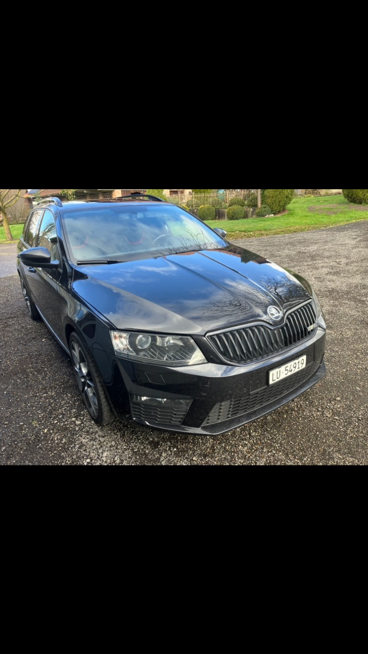 SKODA 2.0 TSI RS DSG-image-1