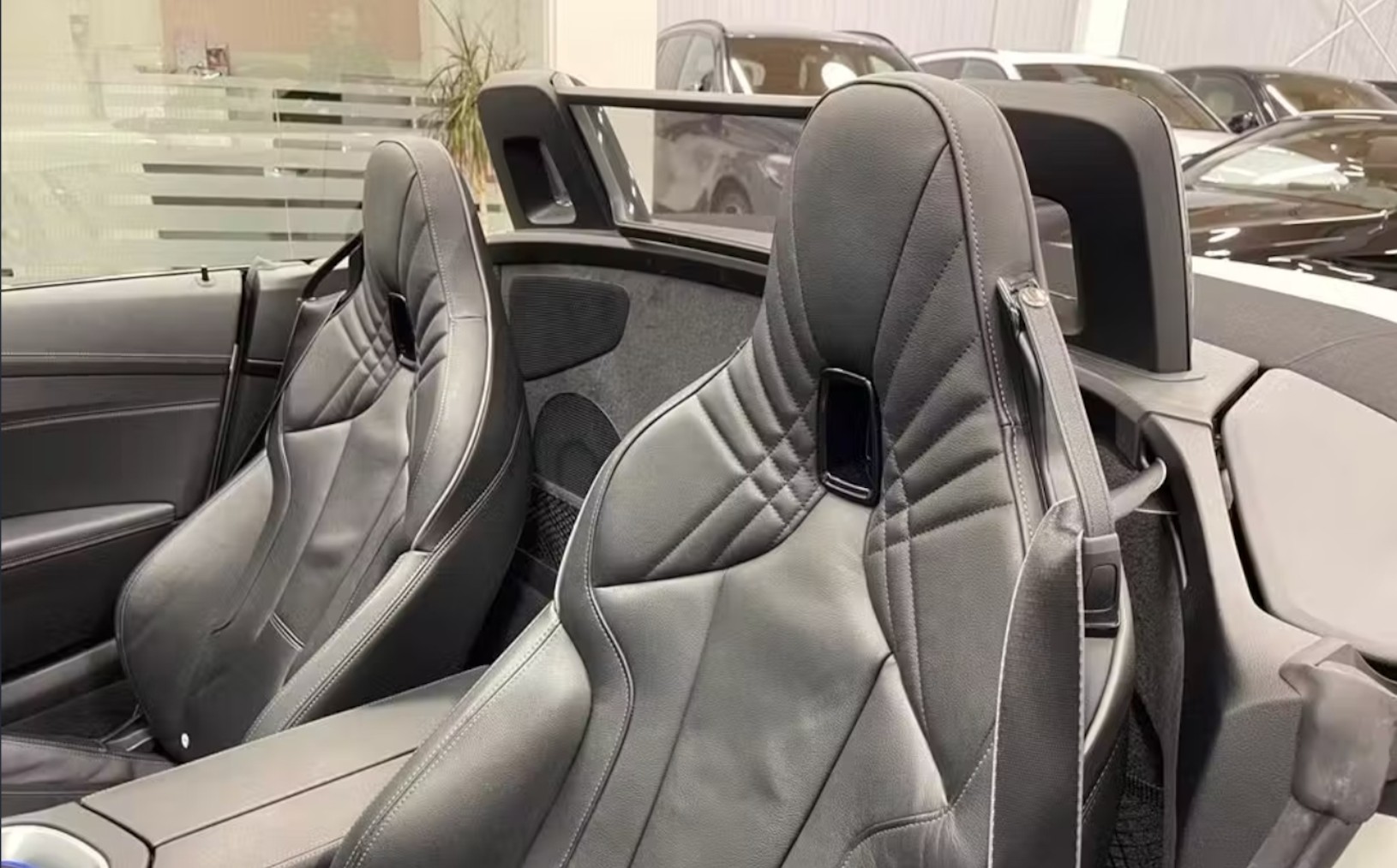 BMW Z4 sDrive 20i Steptronic-image-5