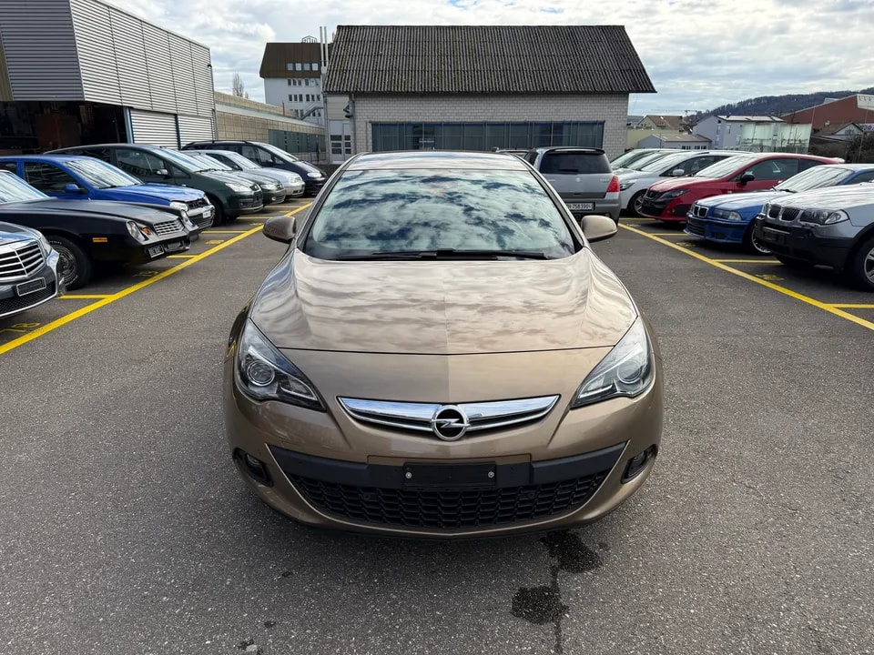 OPEL Astra GTC 1,7 Diesel-image-2