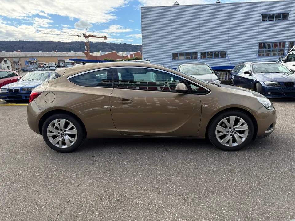 OPEL Astra GTC 1,7 Diesel-image-3