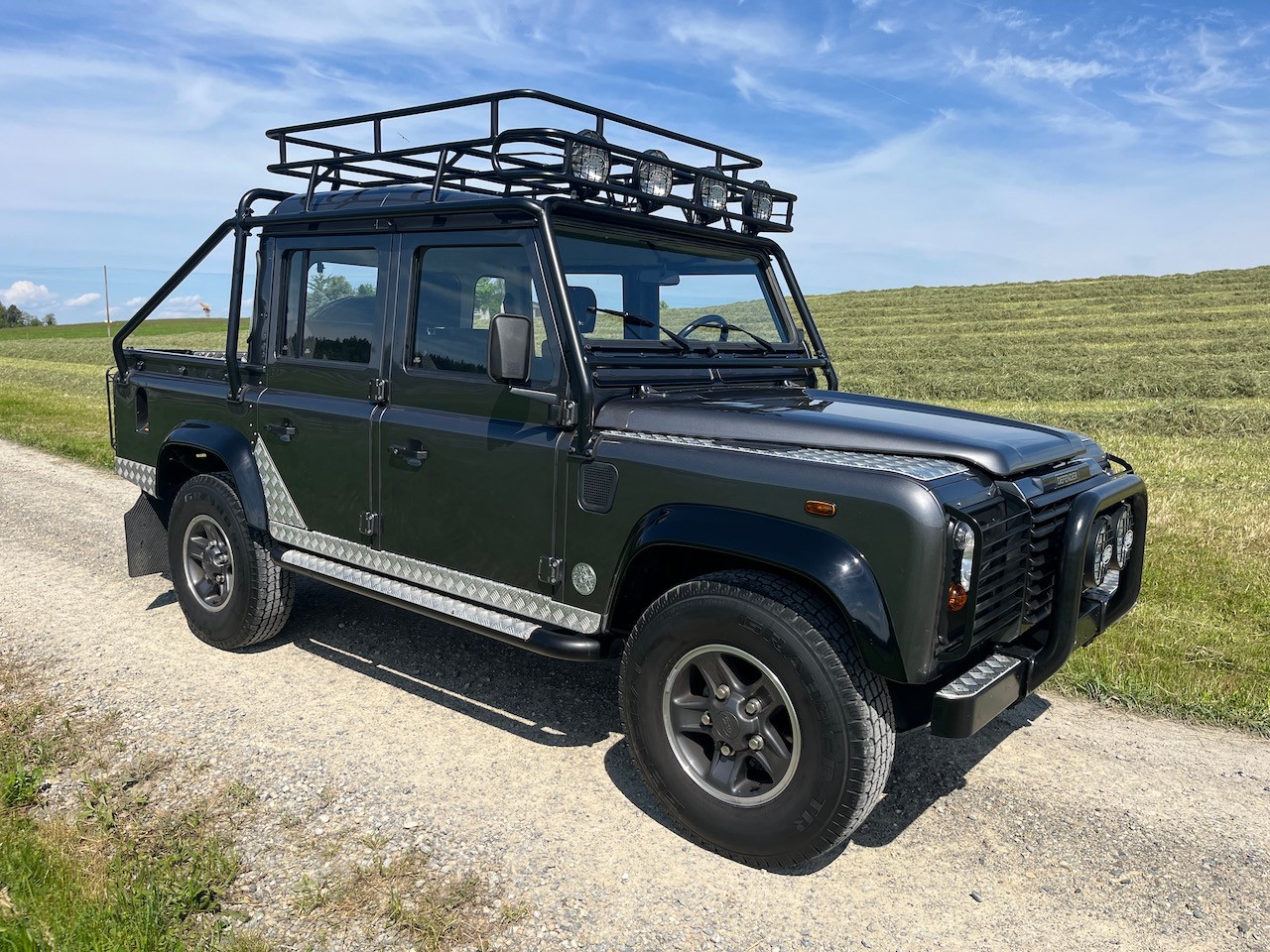 LAND ROVER Defender 110 SW 2.5 Td5