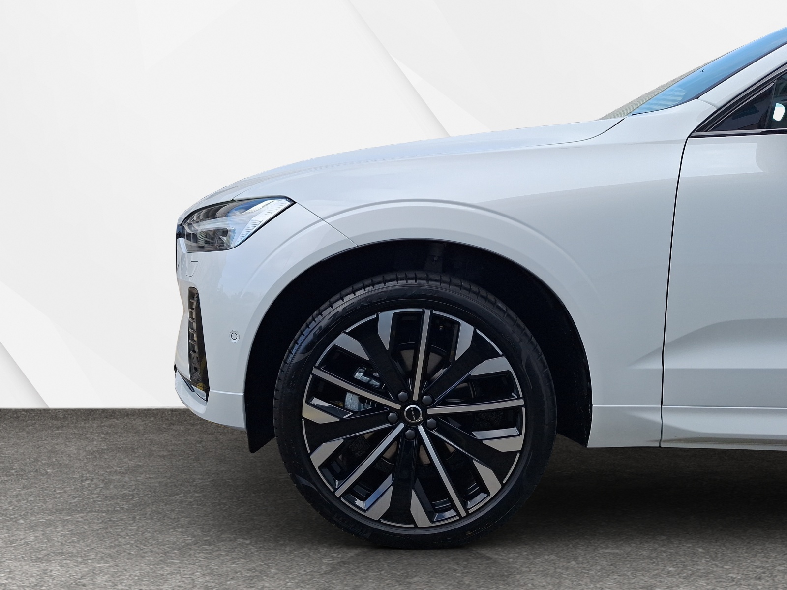 VOLVO XC60 2.0 B5 MH Ultra Dark AWD-image-12