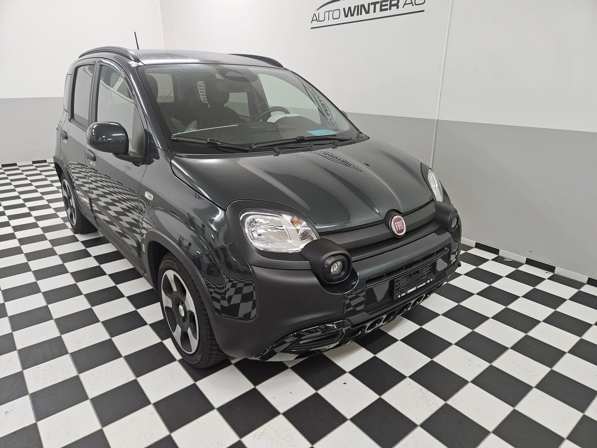 FIAT Pandina 1.0 MHEV Cross-image-1