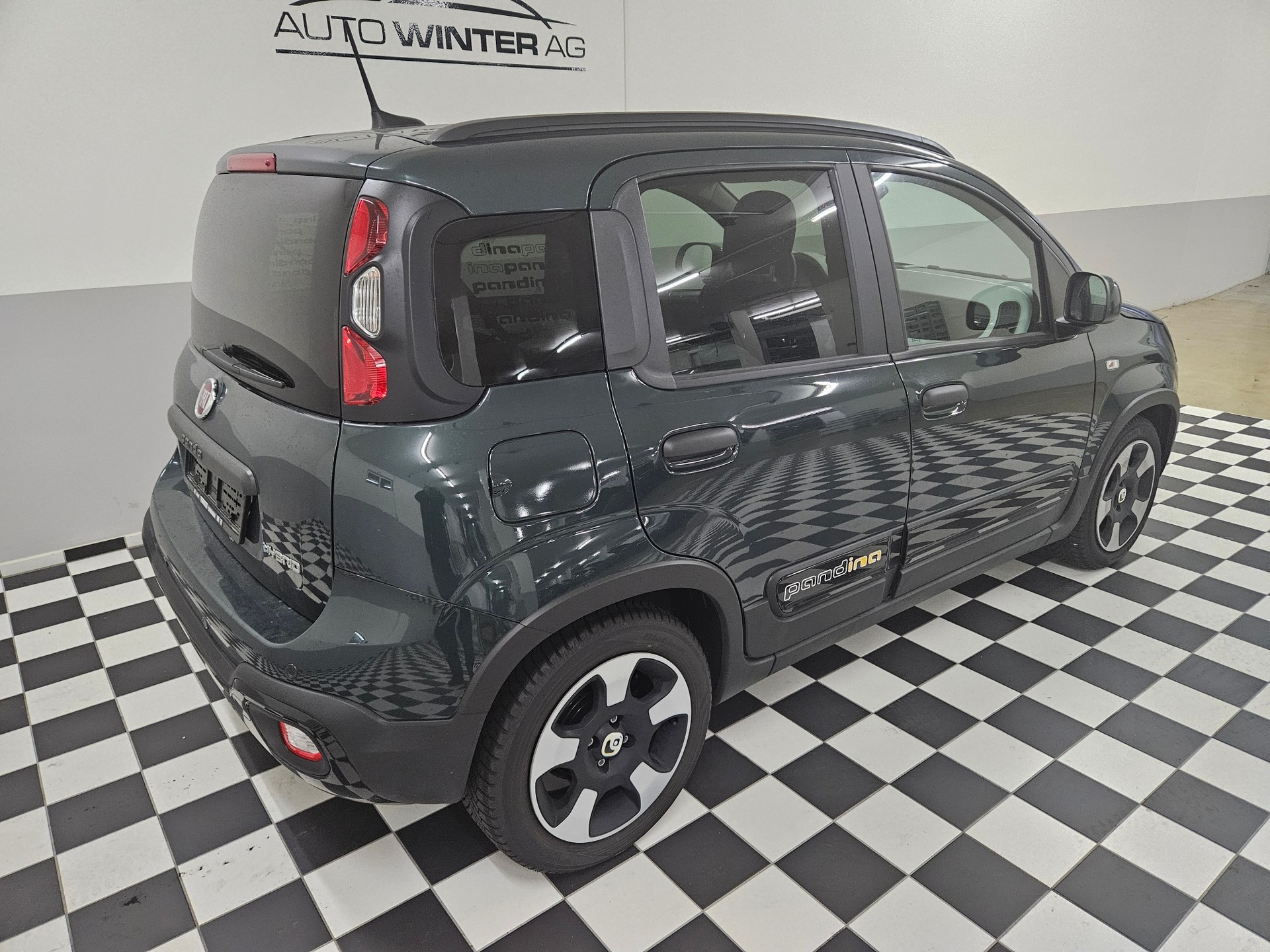 FIAT Pandina 1.0 MHEV Cross-image-3