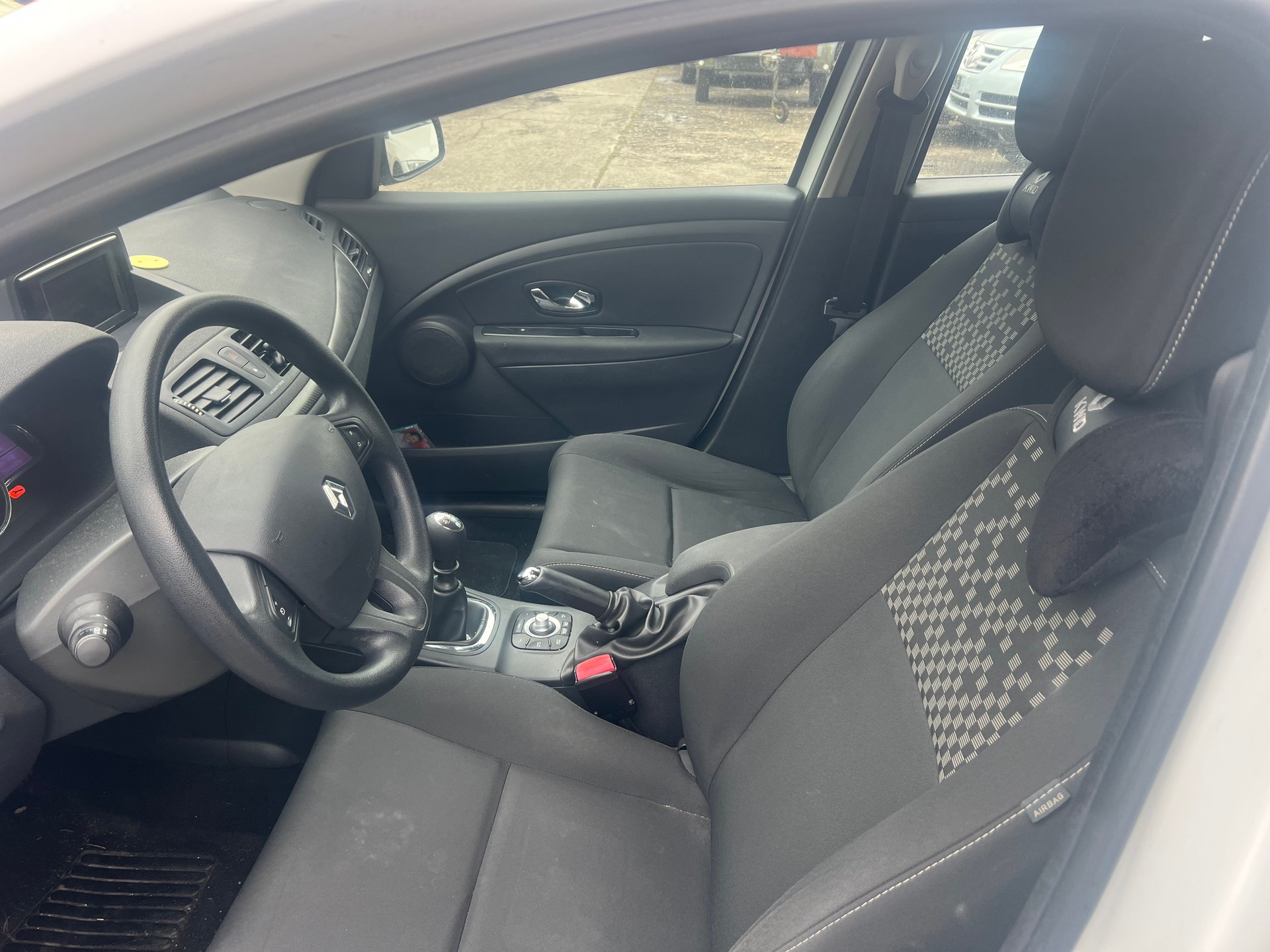 RENAULT Mégane Grandtour 1.2 16V Turbo Energy-image-8
