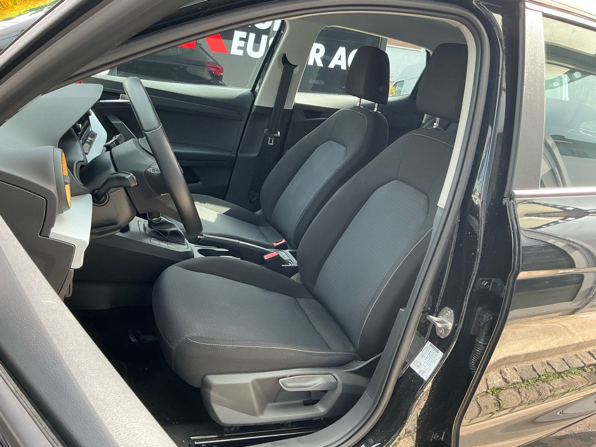 SEAT Ibiza 1.0 TSI DSG STYLE-image-7