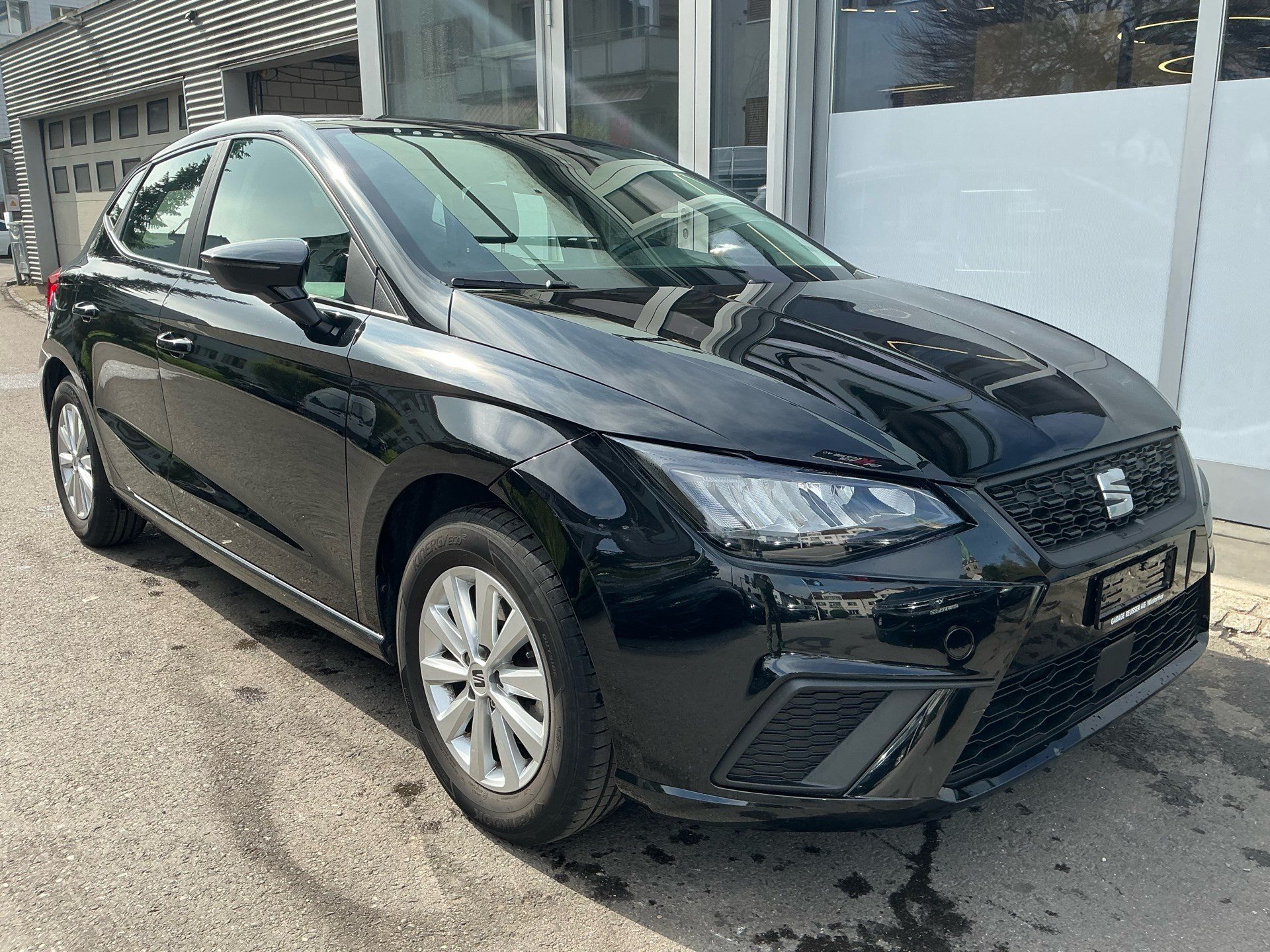 SEAT Ibiza 1.0 TSI DSG STYLE-image-2
