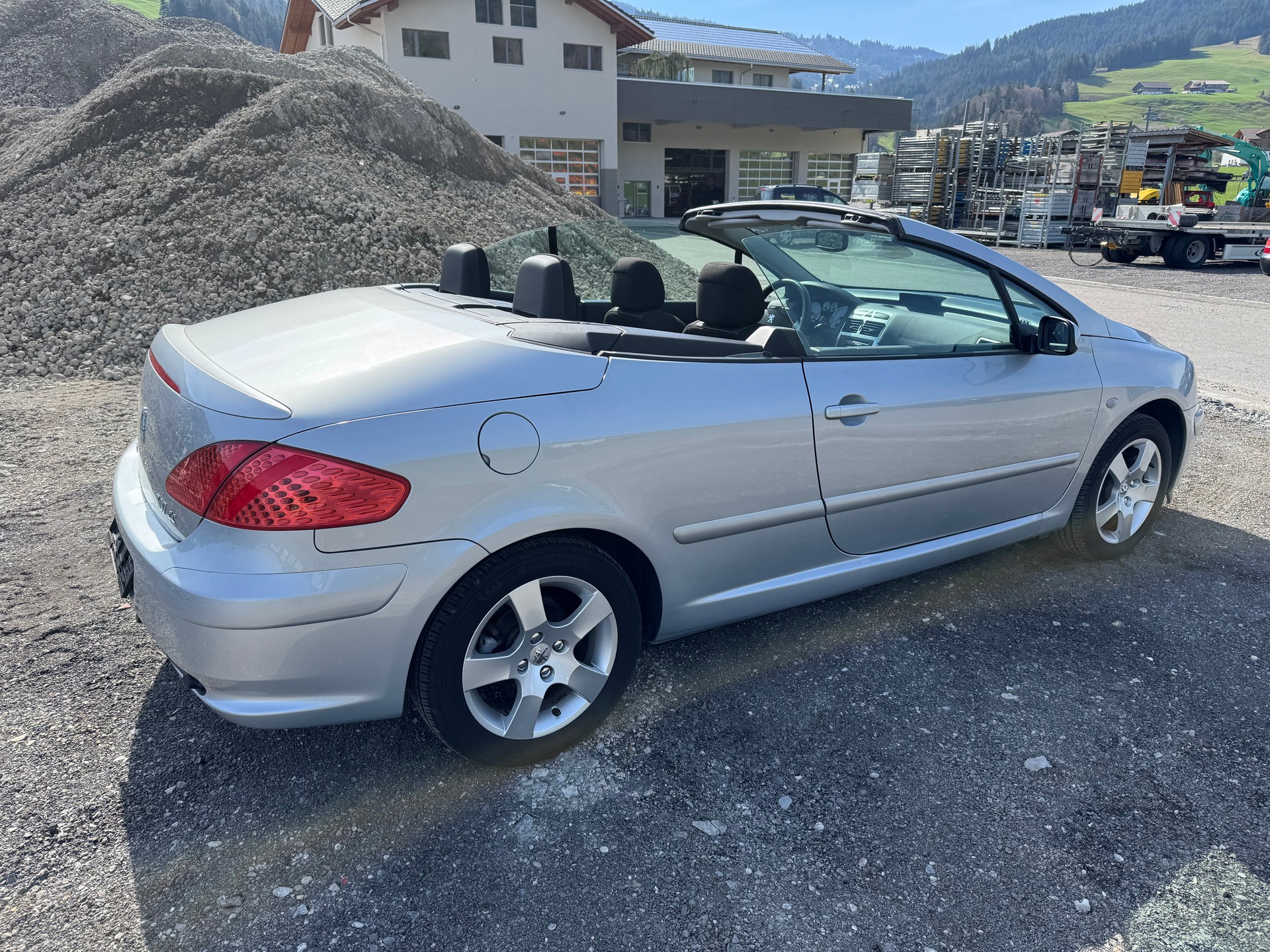 PEUGEOT 307 CC 2.0 16V-image-2