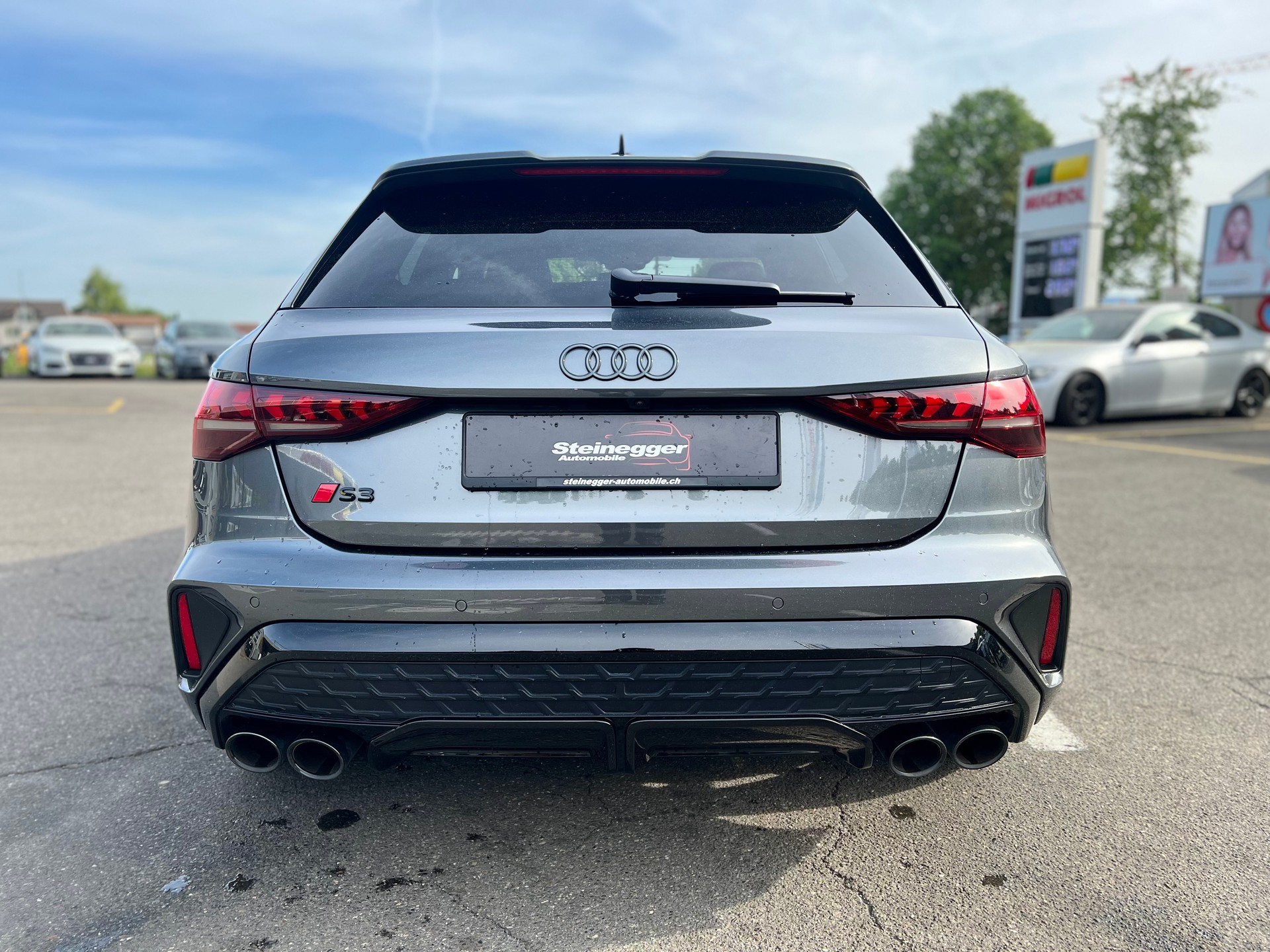 AUDI S3 Sportback TFSI quattro S-tronic-image-9