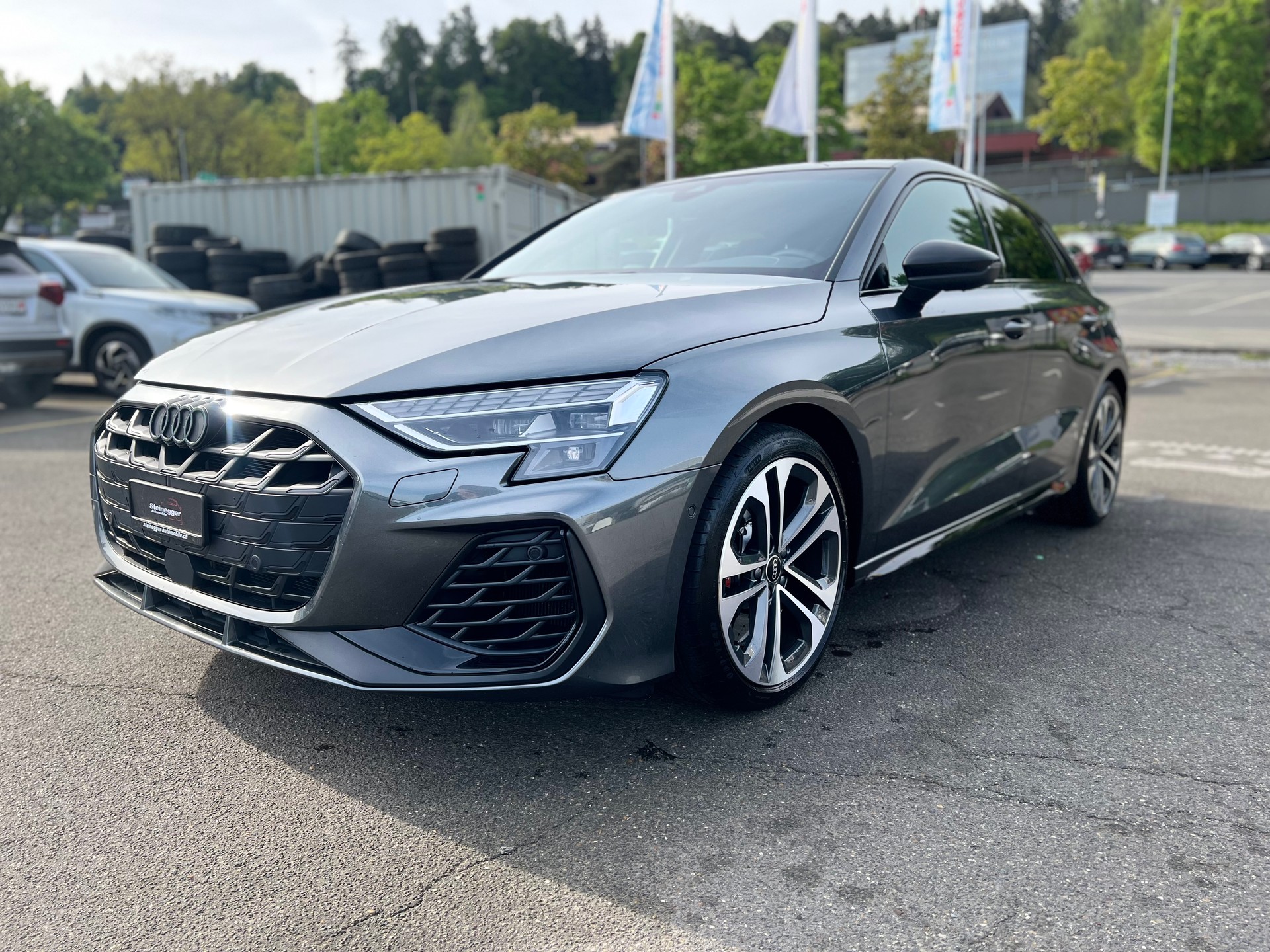 AUDI S3 Sportback TFSI quattro S-tronic-image-5