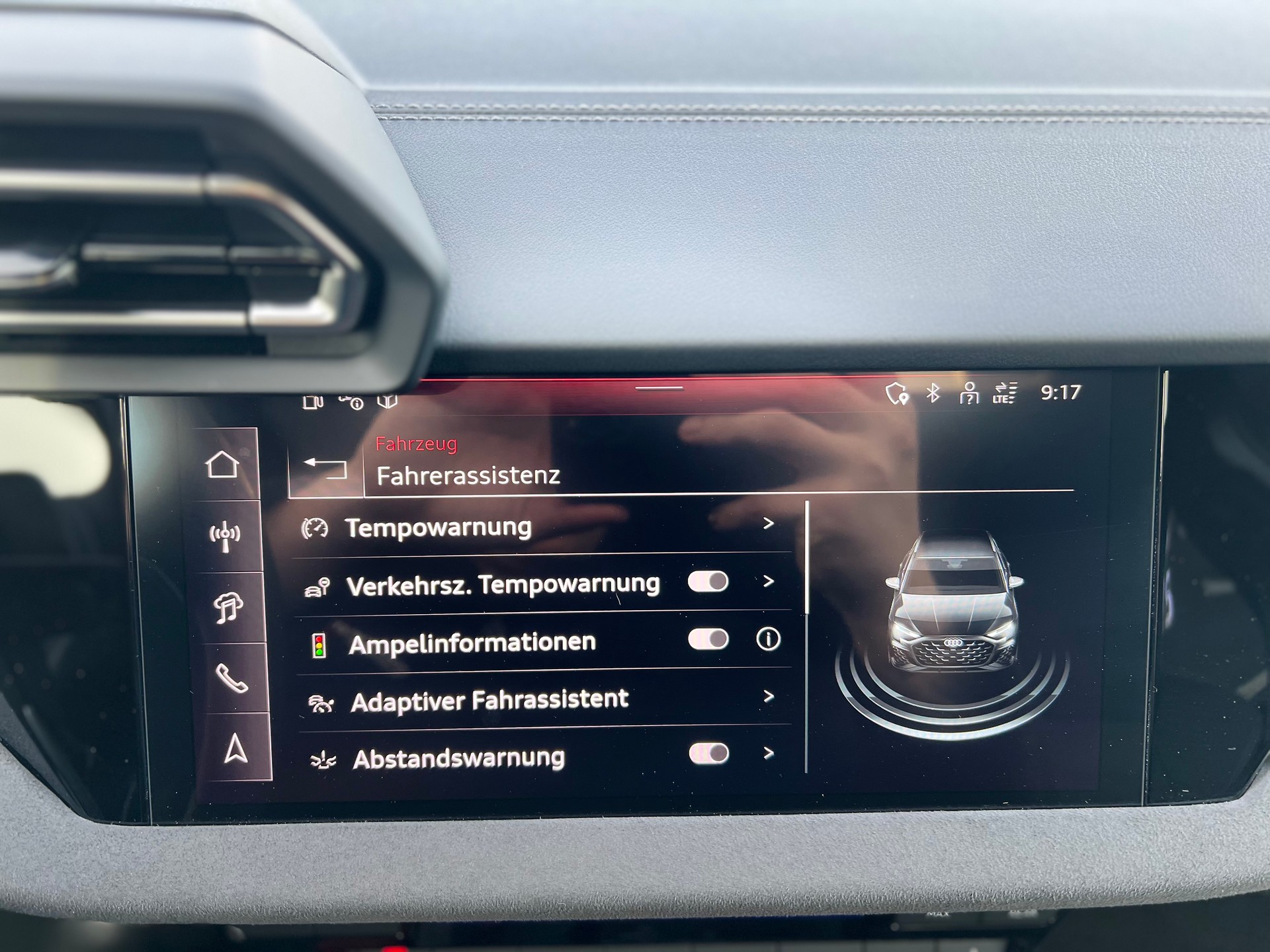 AUDI S3 Sportback TFSI quattro S-tronic-image-18