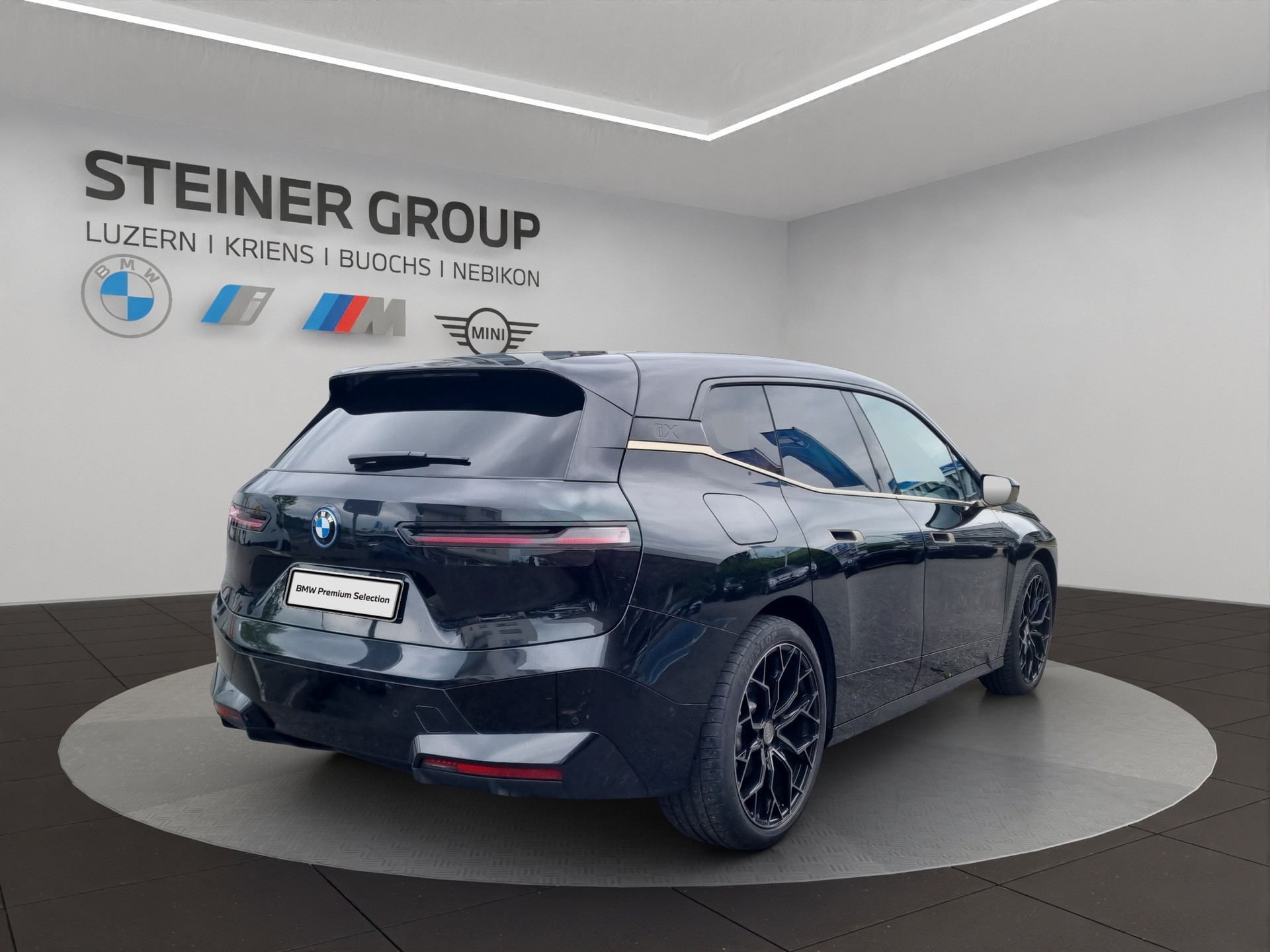 BMW iX xDrive50-image-5