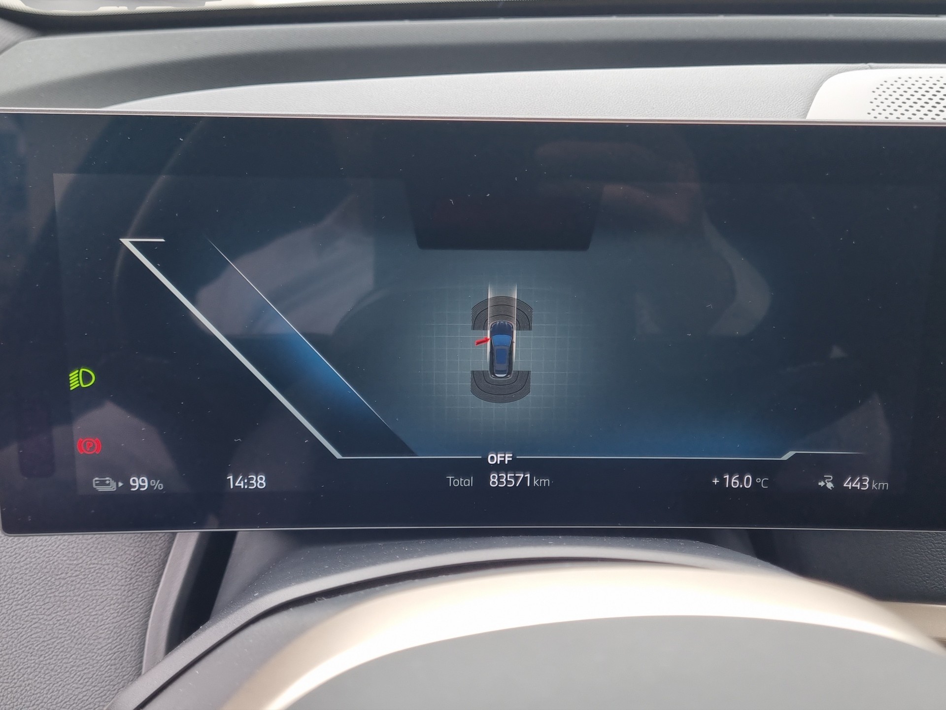 BMW iX xDrive50-image-15
