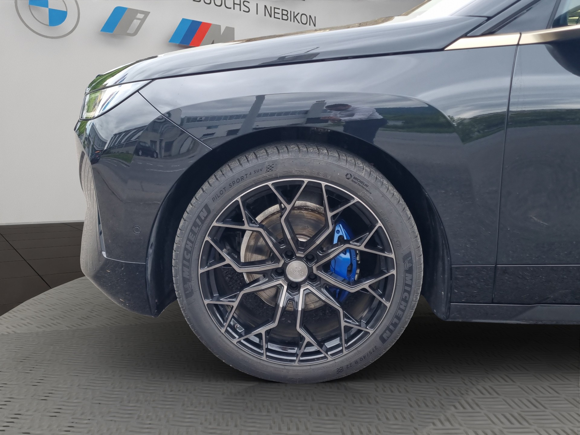 BMW iX xDrive50-image-9
