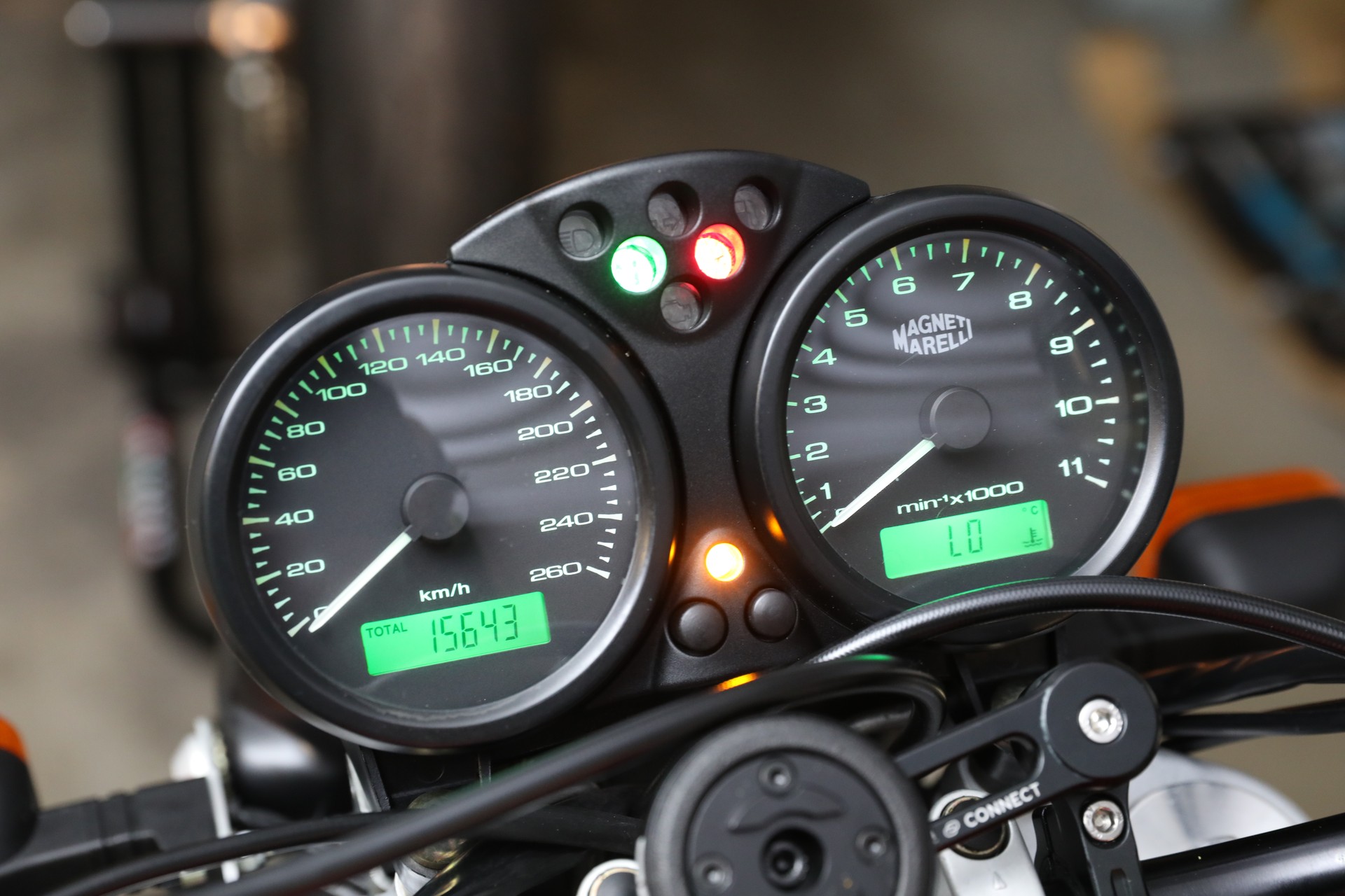 DUCATI MONSTER 1000 I.E. - Liebhaberfahrzeug-image-6