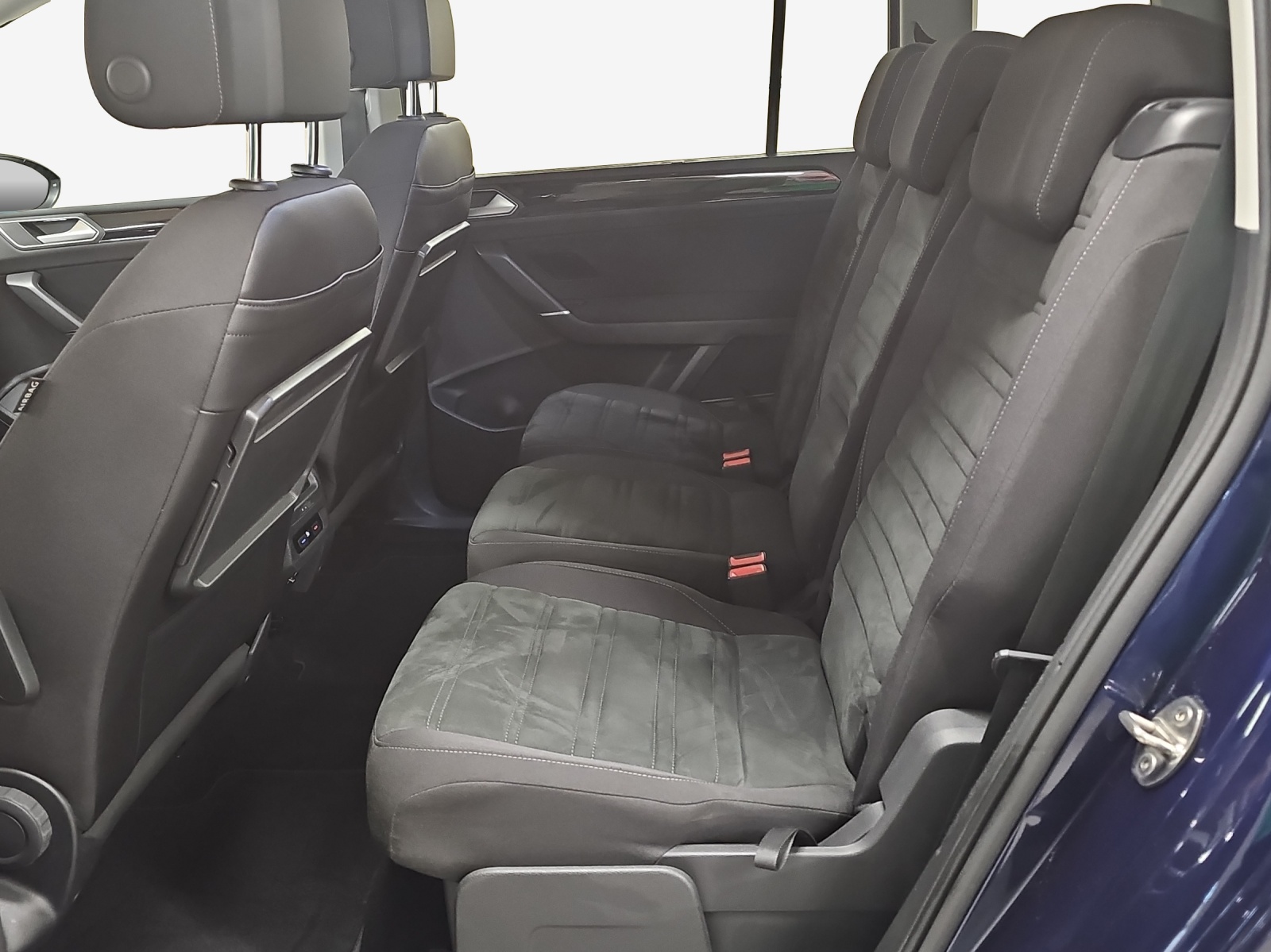 VW Touran 2.0 TDI BlueMotion Technology Highline DSG-image-11