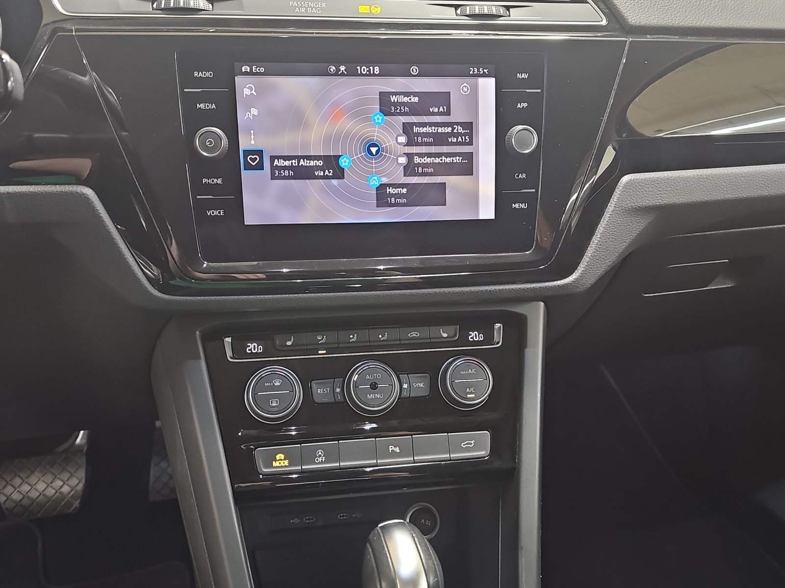 VW Touran 2.0 TDI BlueMotion Technology Highline DSG-image-10