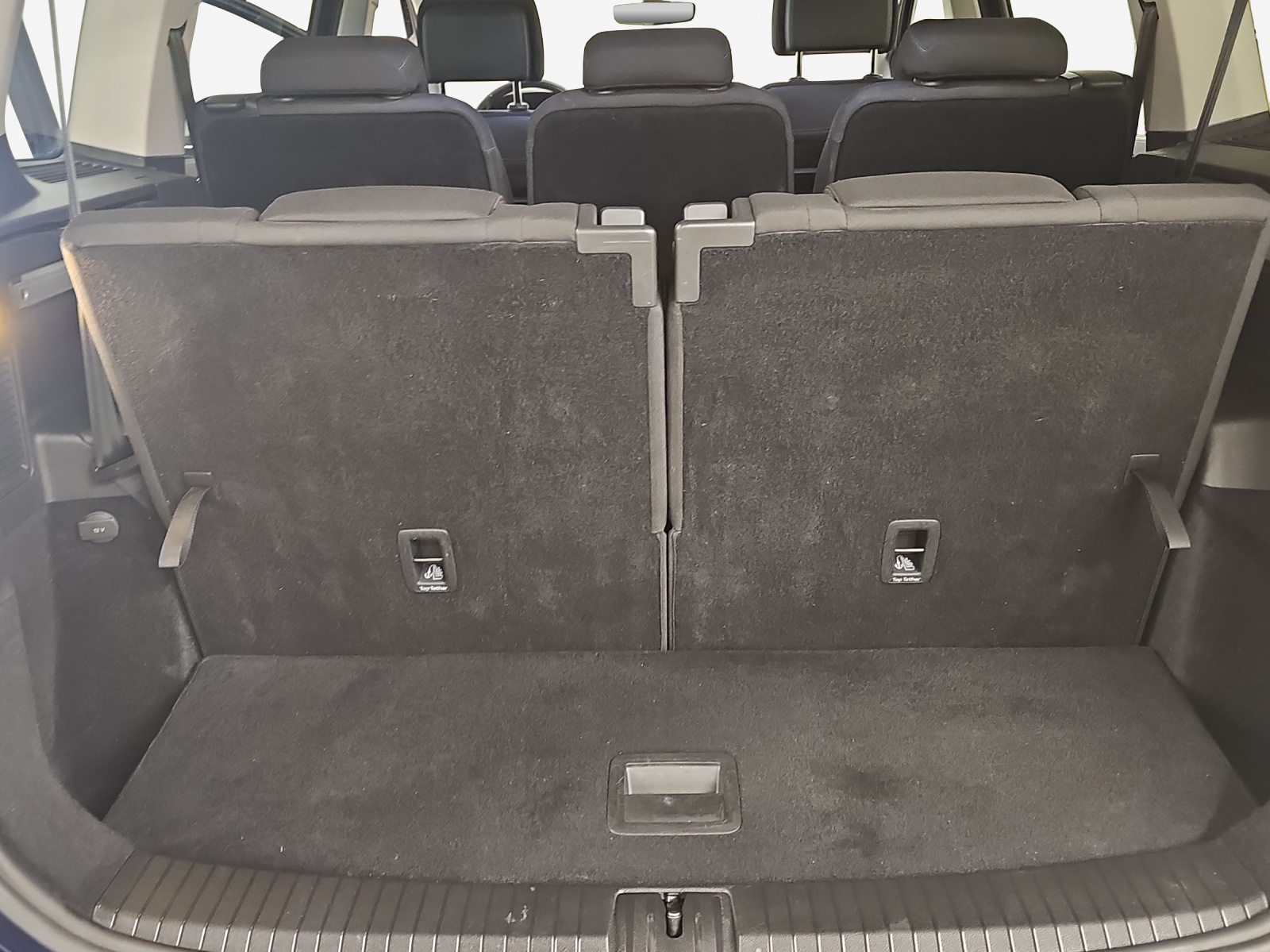VW Touran 2.0 TDI BlueMotion Technology Highline DSG-image-12