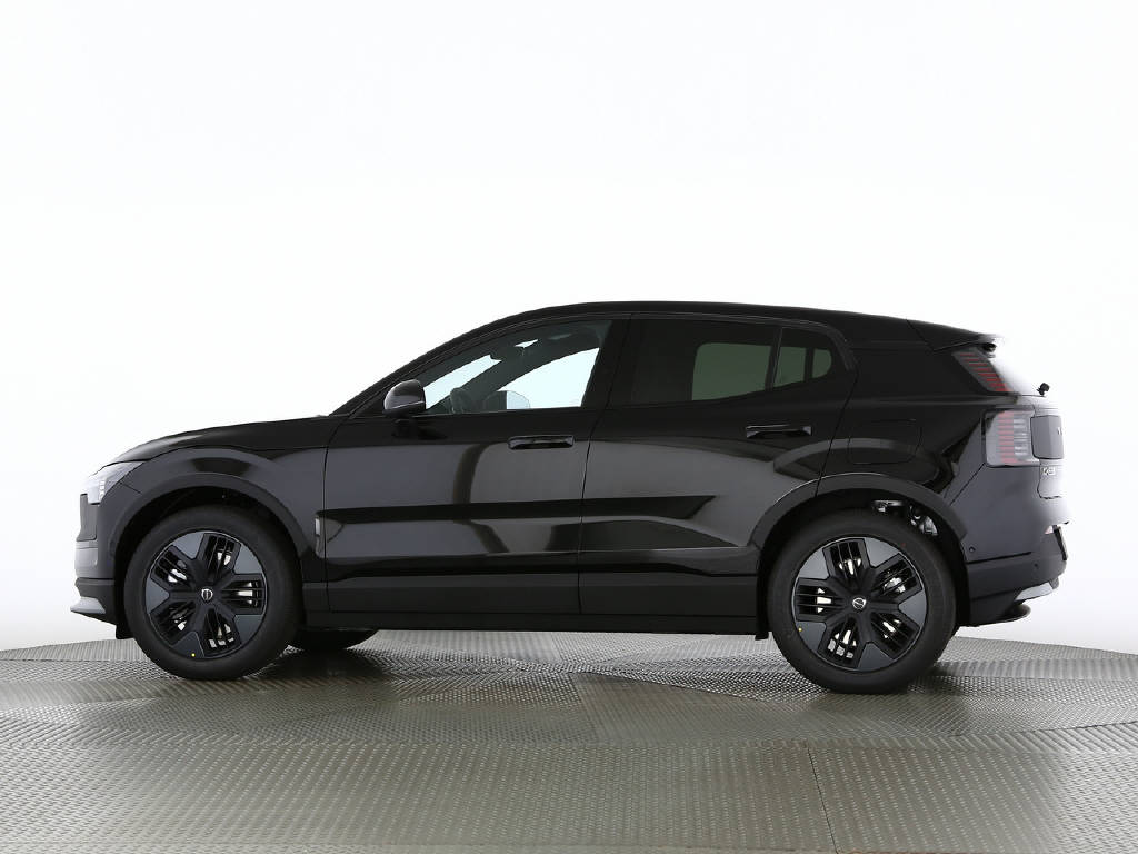 VOLVO EX 30 Cross Country P8 Ultra AWD-image-23