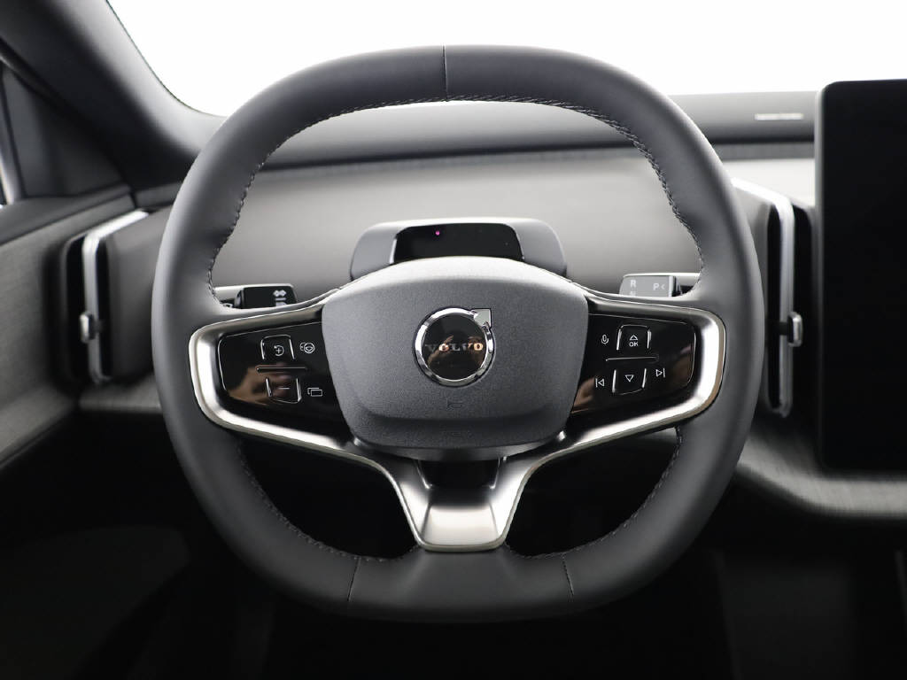 VOLVO EX 30 Cross Country P8 Ultra AWD-image-25