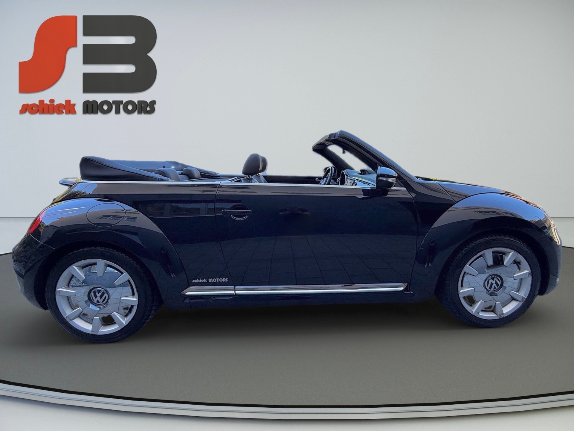VW Beetle Cabrio 1.4 TSI Design-image-3