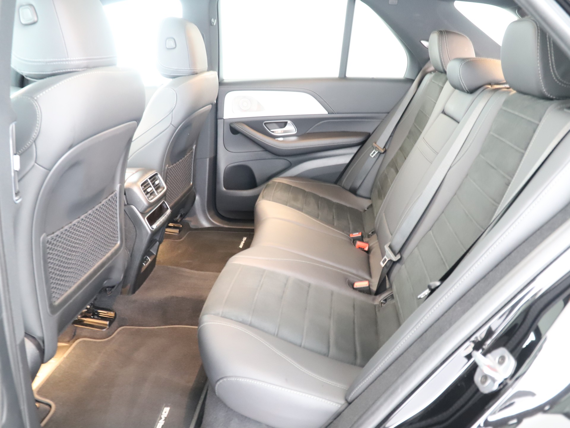 MERCEDES-BENZ GLE 350 de EQ Star 4Matic-image-12