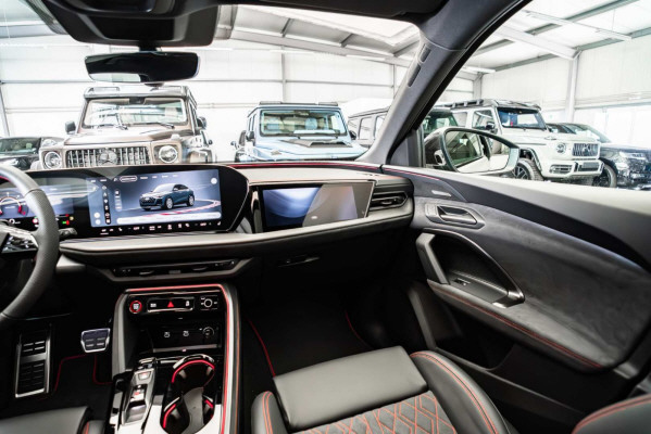 AUDI Q5 SB TDI quattro 150 kW-image-12