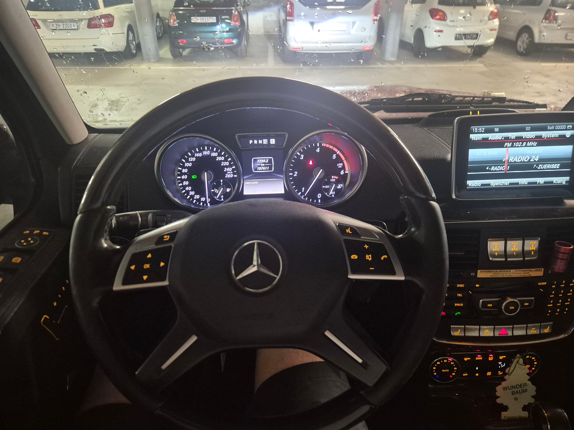 MERCEDES-BENZ G 350 CDI BlueTec lang-image-4