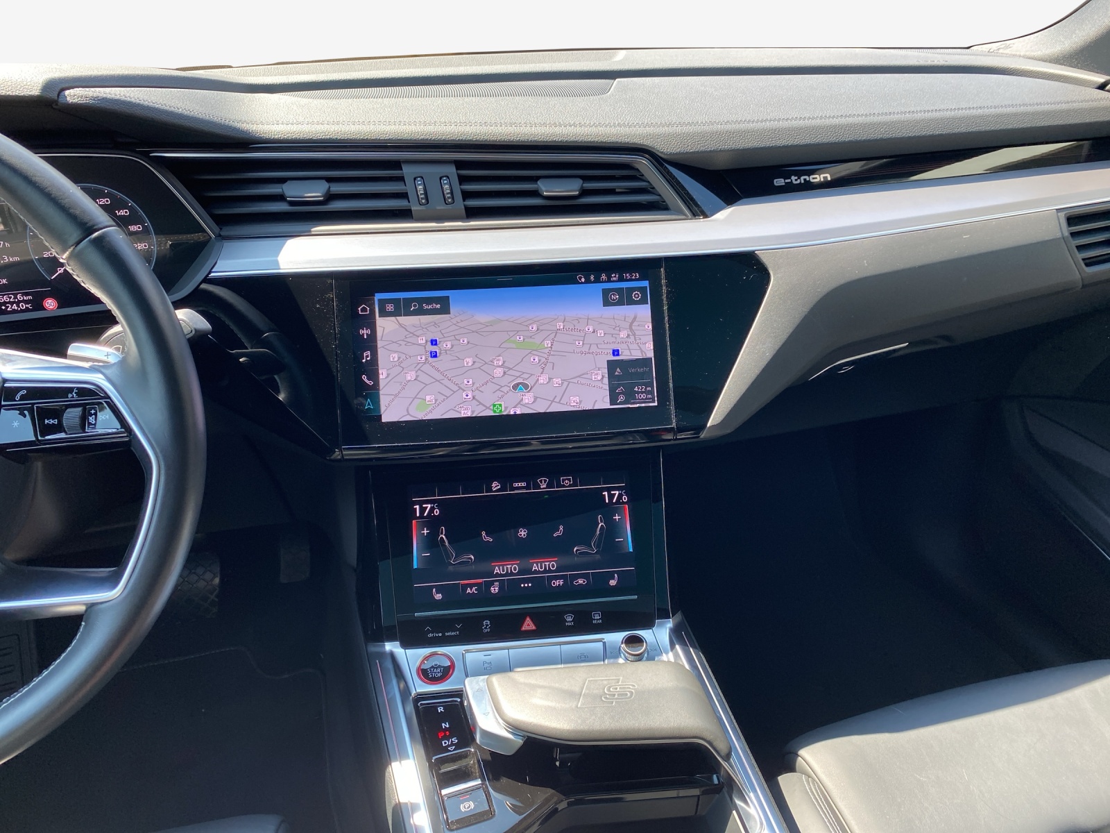 AUDI e-tron S Sportback quattro-image-11