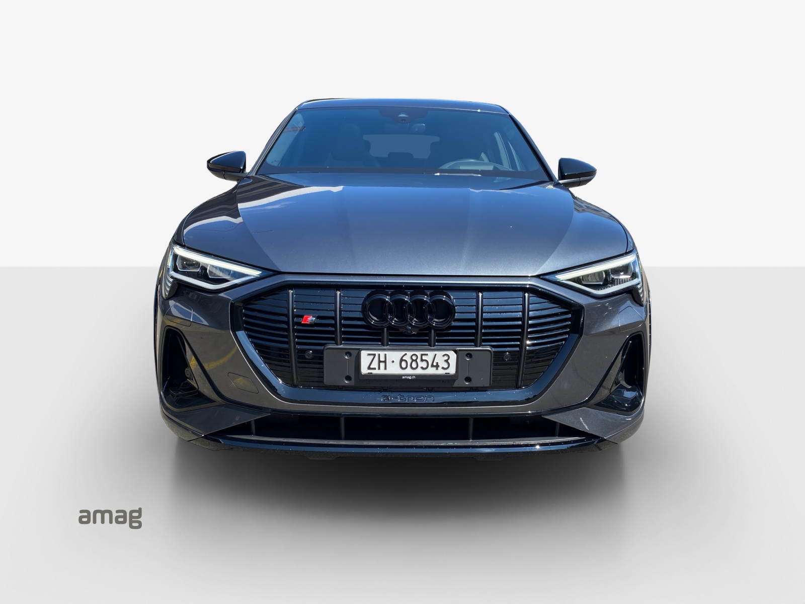 AUDI e-tron S Sportback quattro-image-7