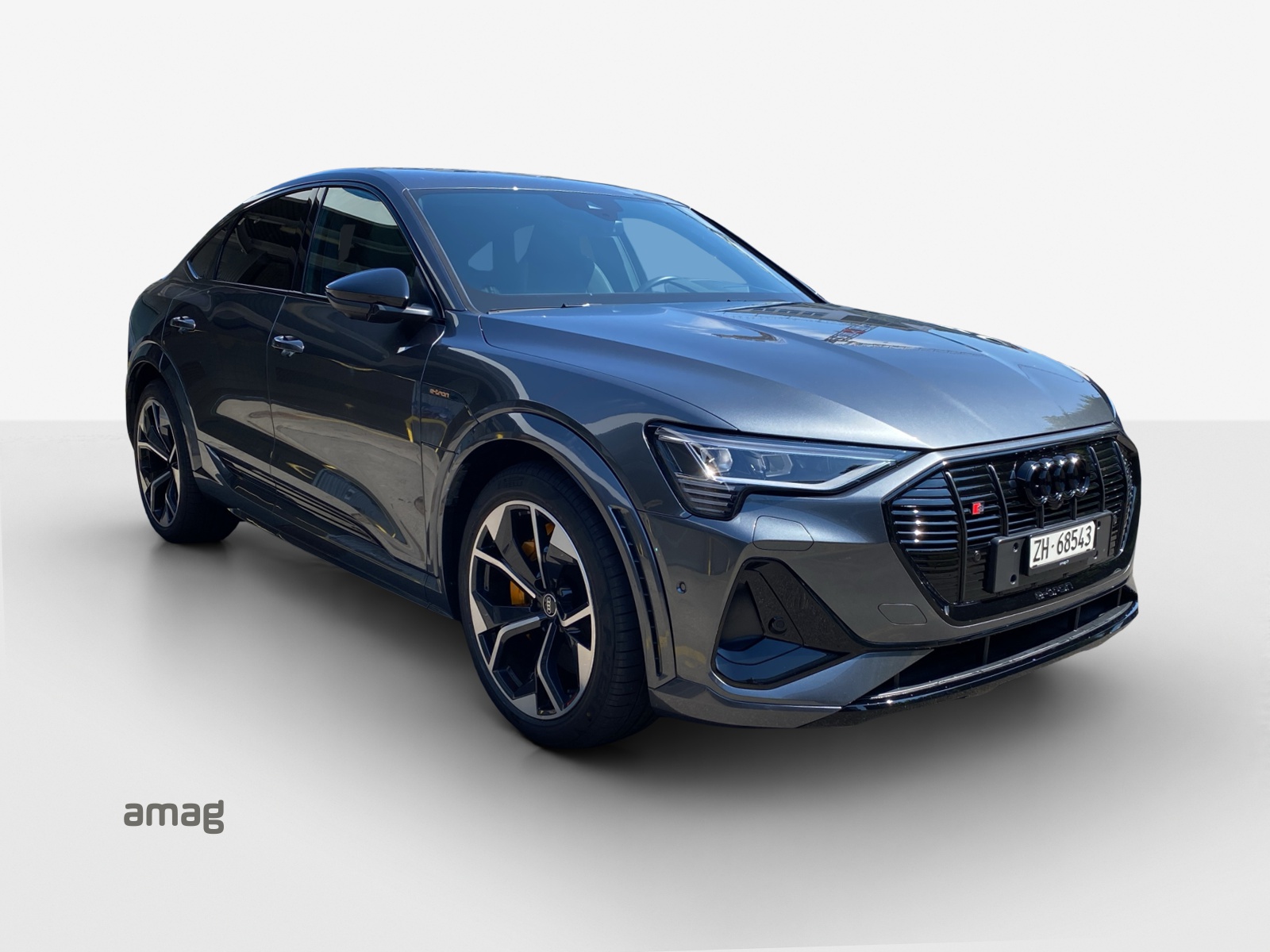 AUDI e-tron S Sportback quattro-image-14