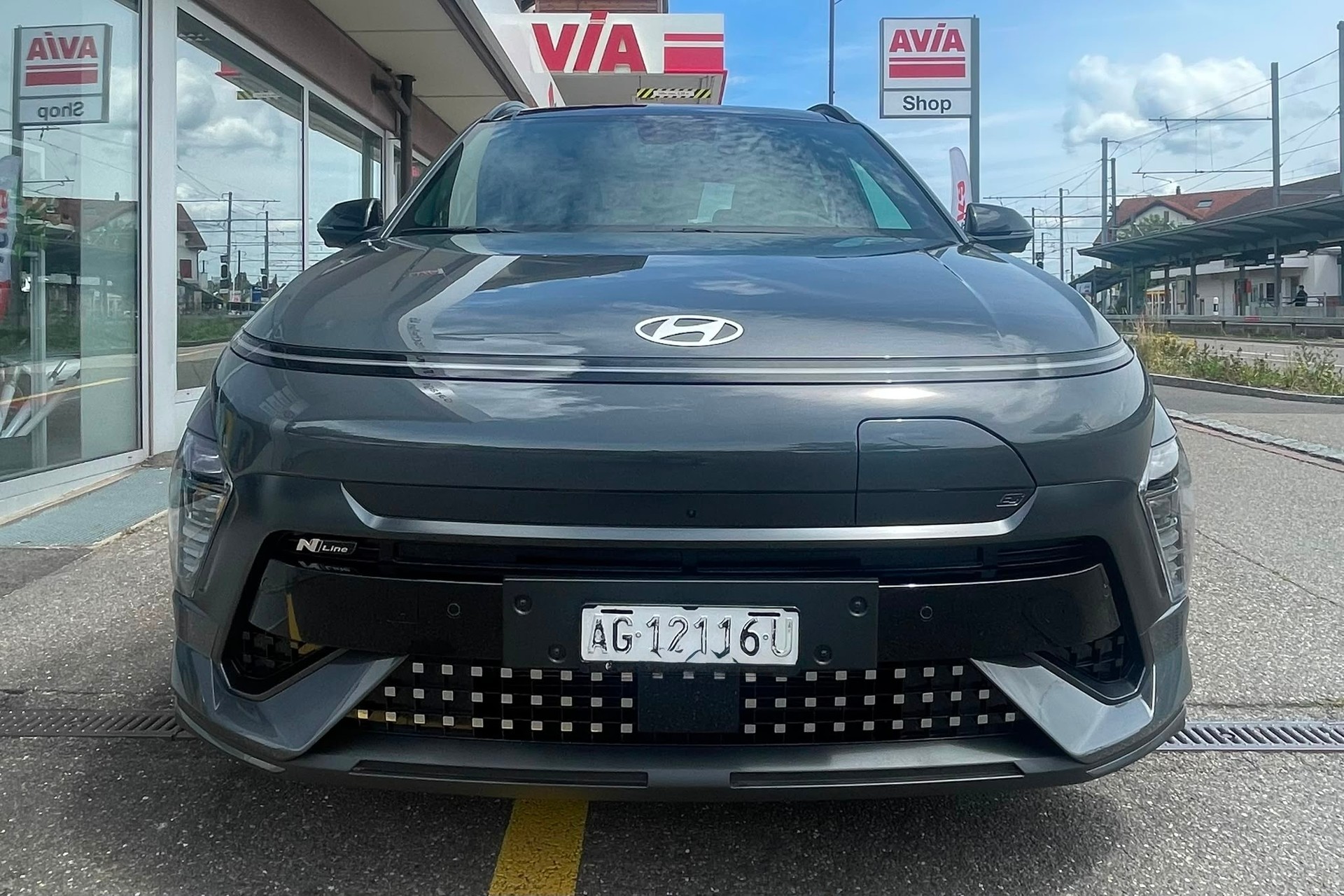 HYUNDAI Kona EV 65.4 kWh N Line | Top-Ausstattung | CH-Fahrzeug | 60 Monate Werksgarantie-image-1