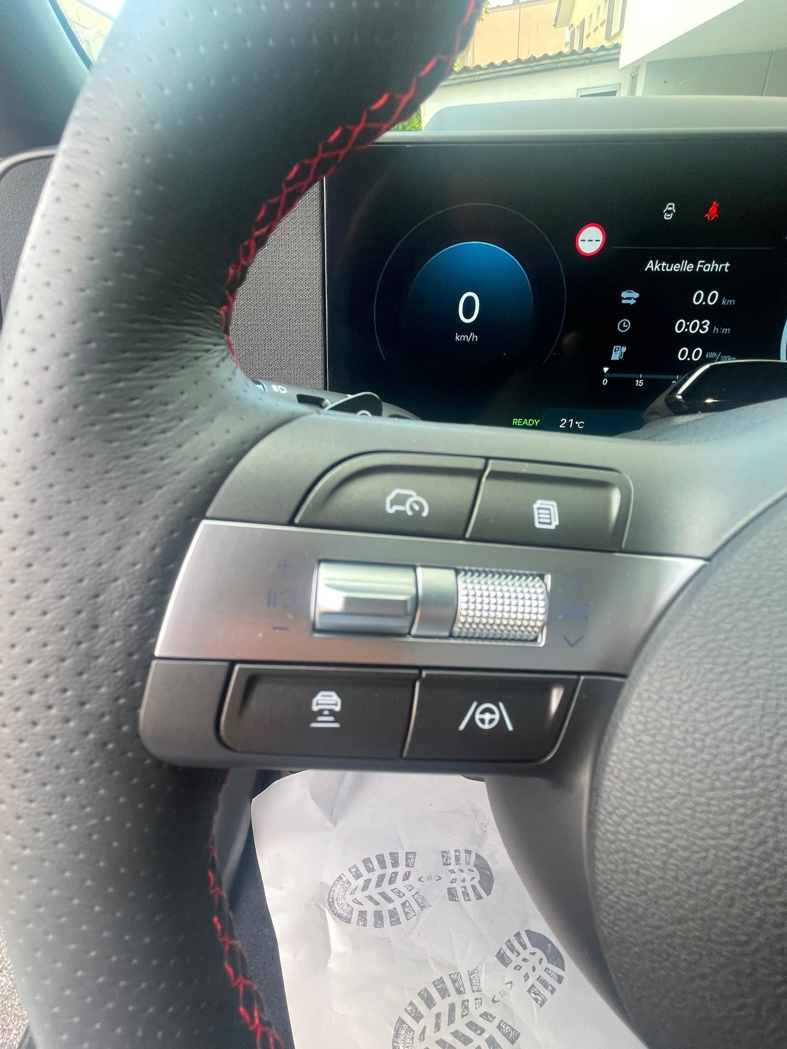 HYUNDAI Kona EV 65.4 kWh N Line | Top-Ausstattung | CH-Fahrzeug | 60 Monate Werksgarantie-image-7