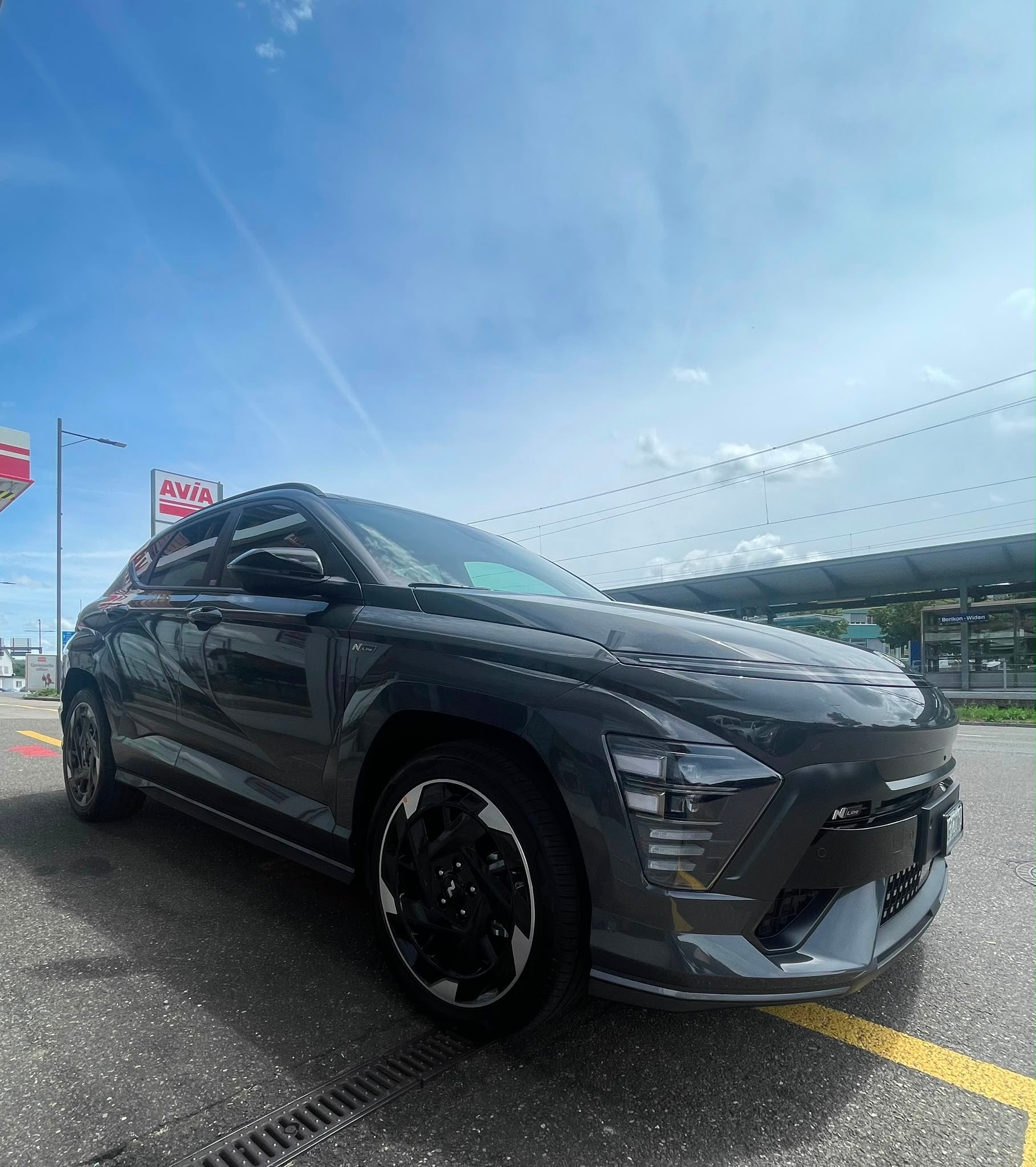 HYUNDAI Kona EV 65.4 kWh N Line | Top-Ausstattung | CH-Fahrzeug | 60 Monate Werksgarantie-image-3