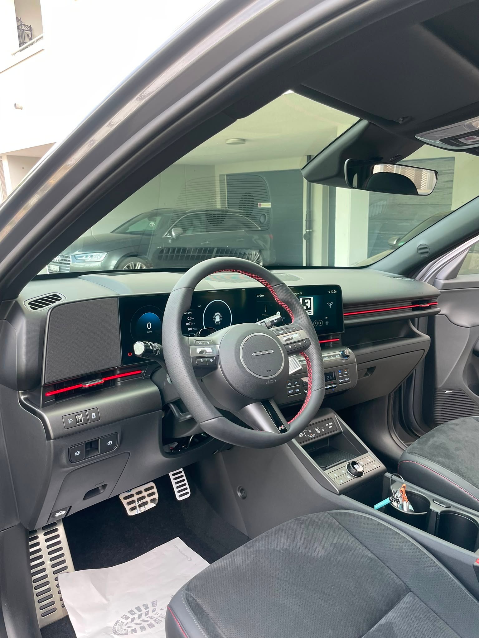 HYUNDAI Kona EV 65.4 kWh N Line | Top-Ausstattung | CH-Fahrzeug | 60 Monate Werksgarantie-image-12