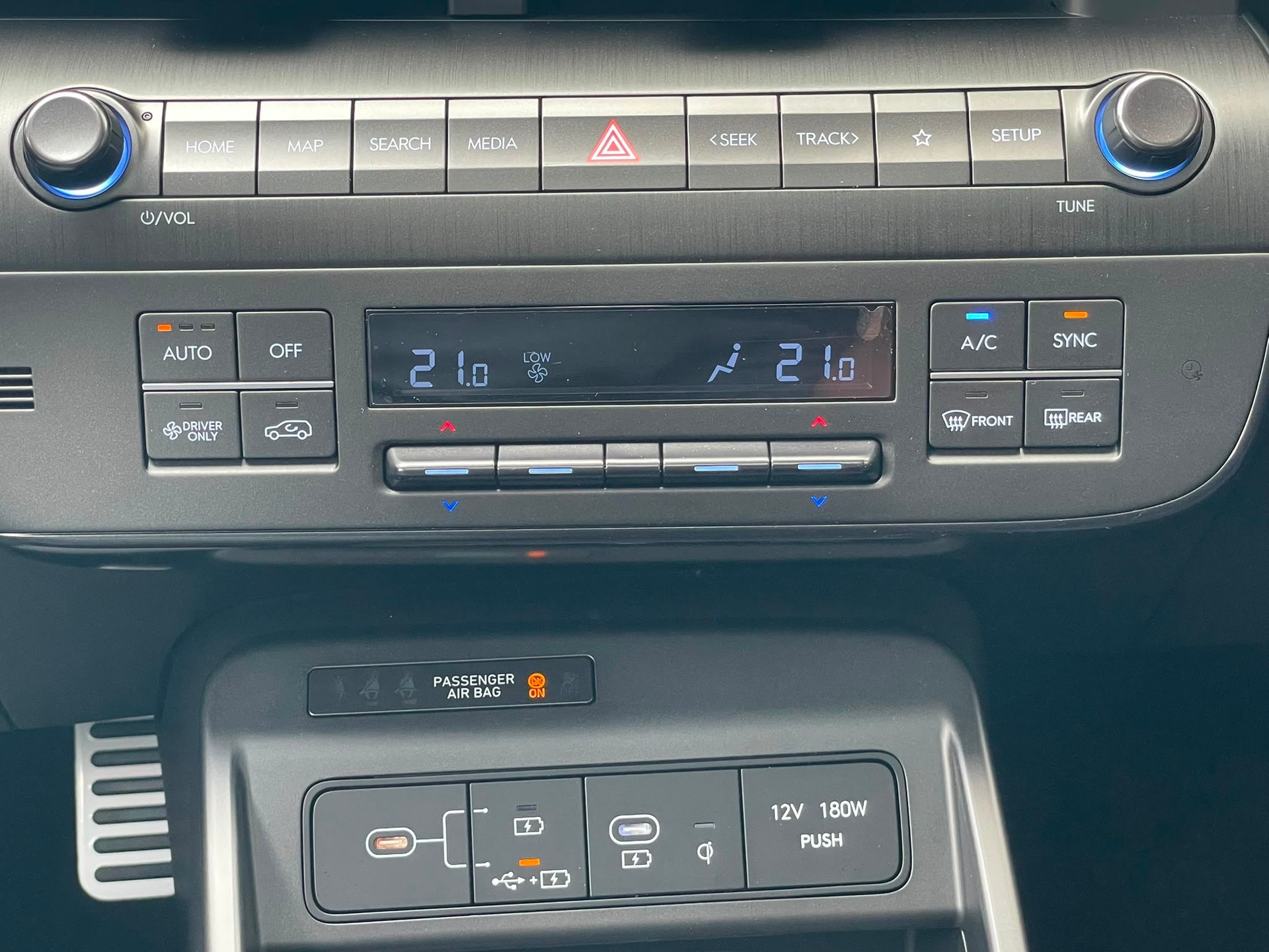 HYUNDAI Kona EV 65.4 kWh N Line | Top-Ausstattung | CH-Fahrzeug | 60 Monate Werksgarantie-image-9