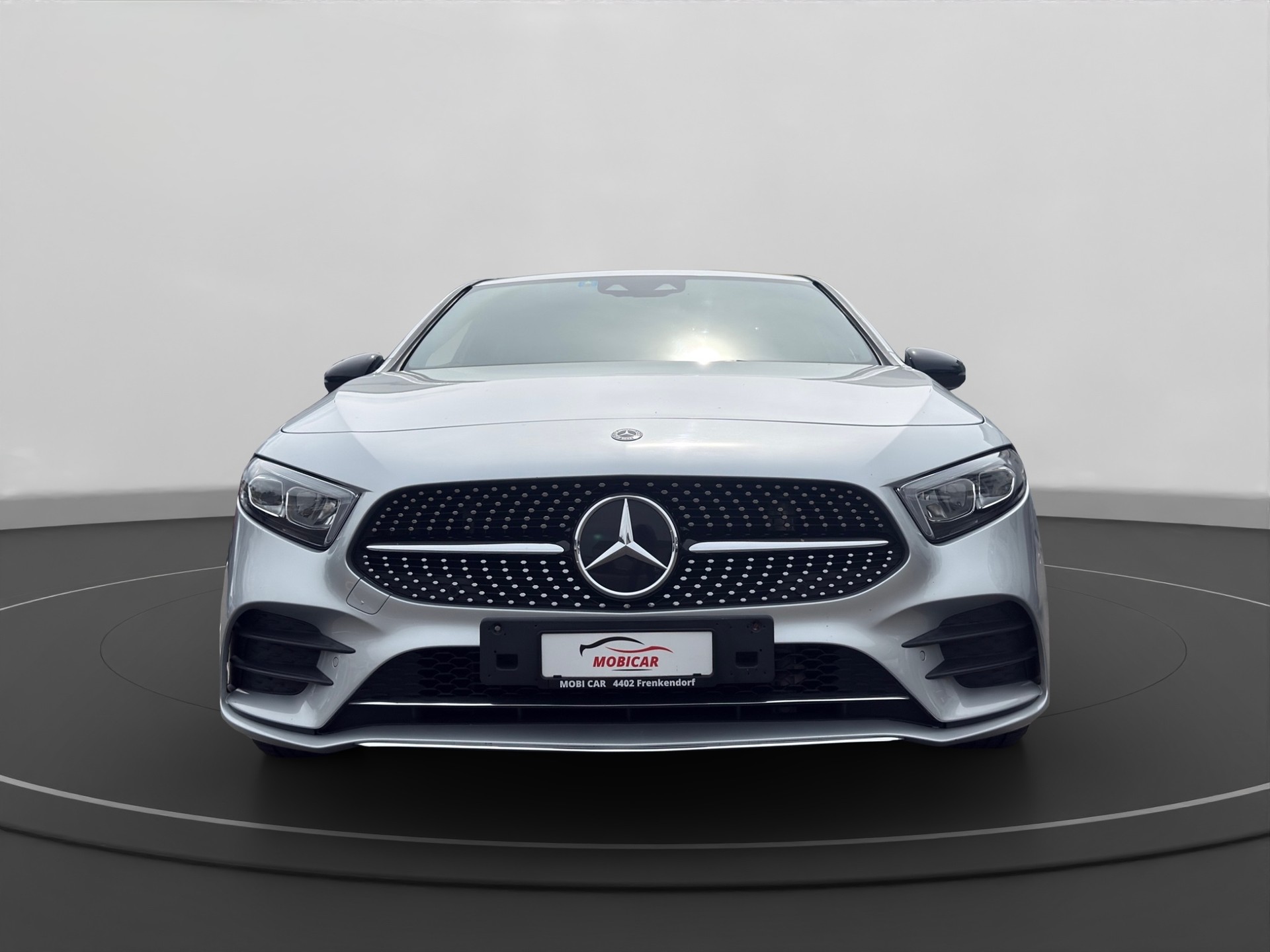 MERCEDES-BENZ A 200 AMG Line 7G-DCT-image-7