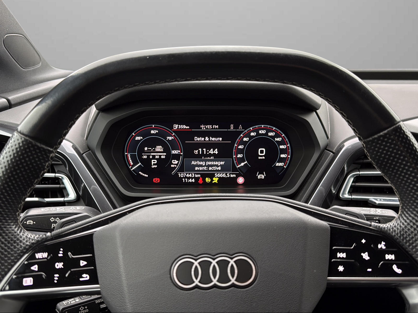 AUDI Q4 e-tron 40-image-13