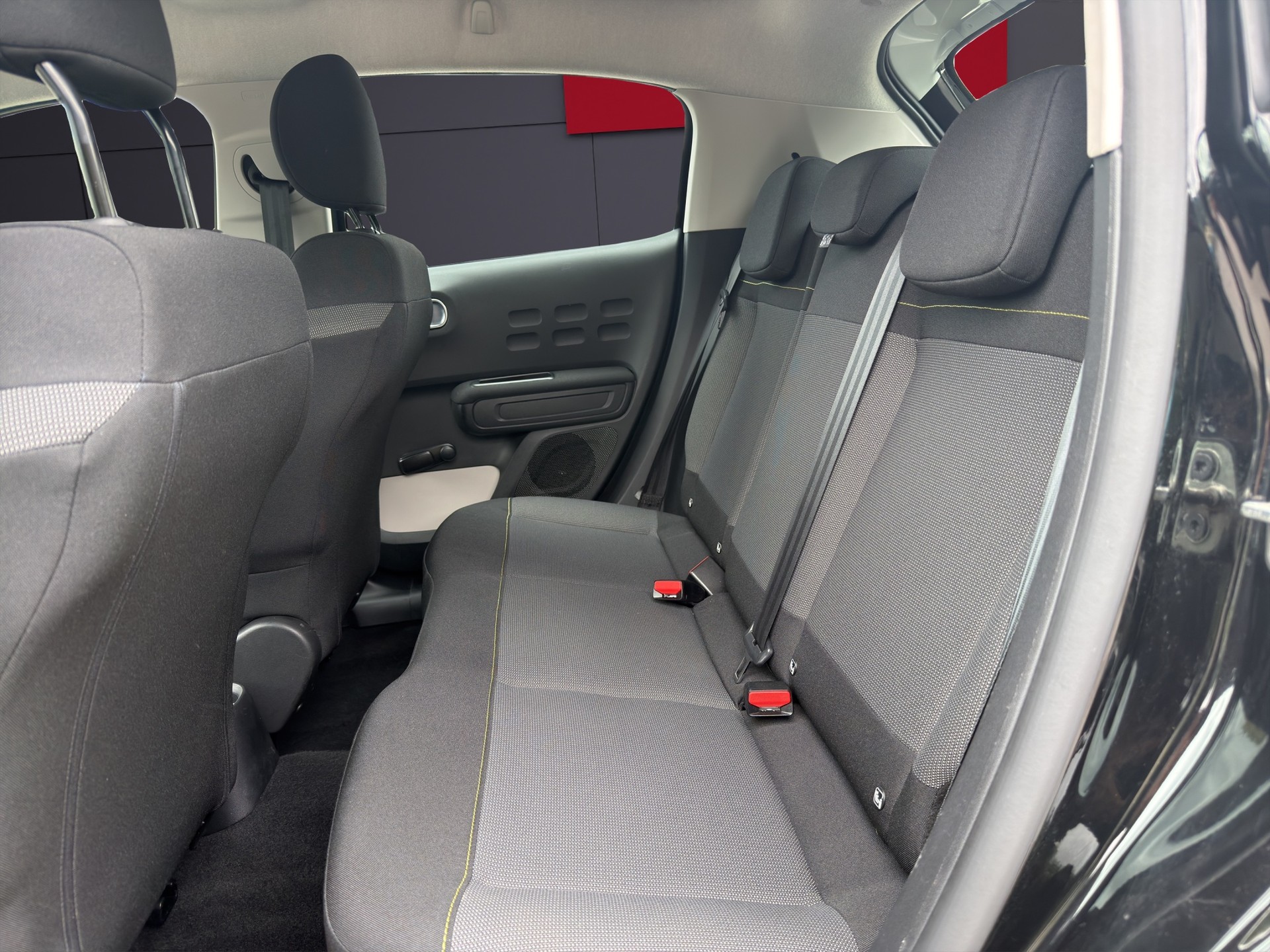 CITROEN C3 1.2 Swiss Edition +-image-6