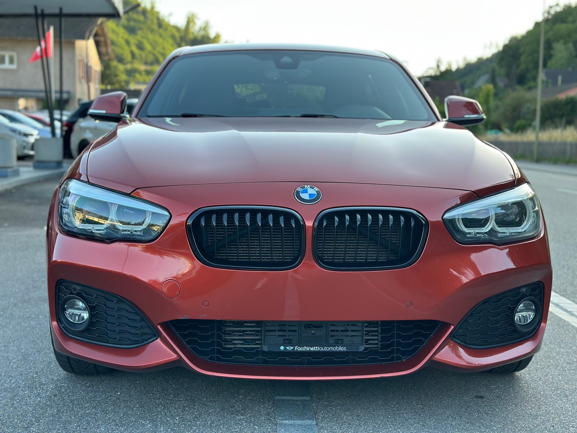 BMW 118d xDrive Edition M Sport-image-2