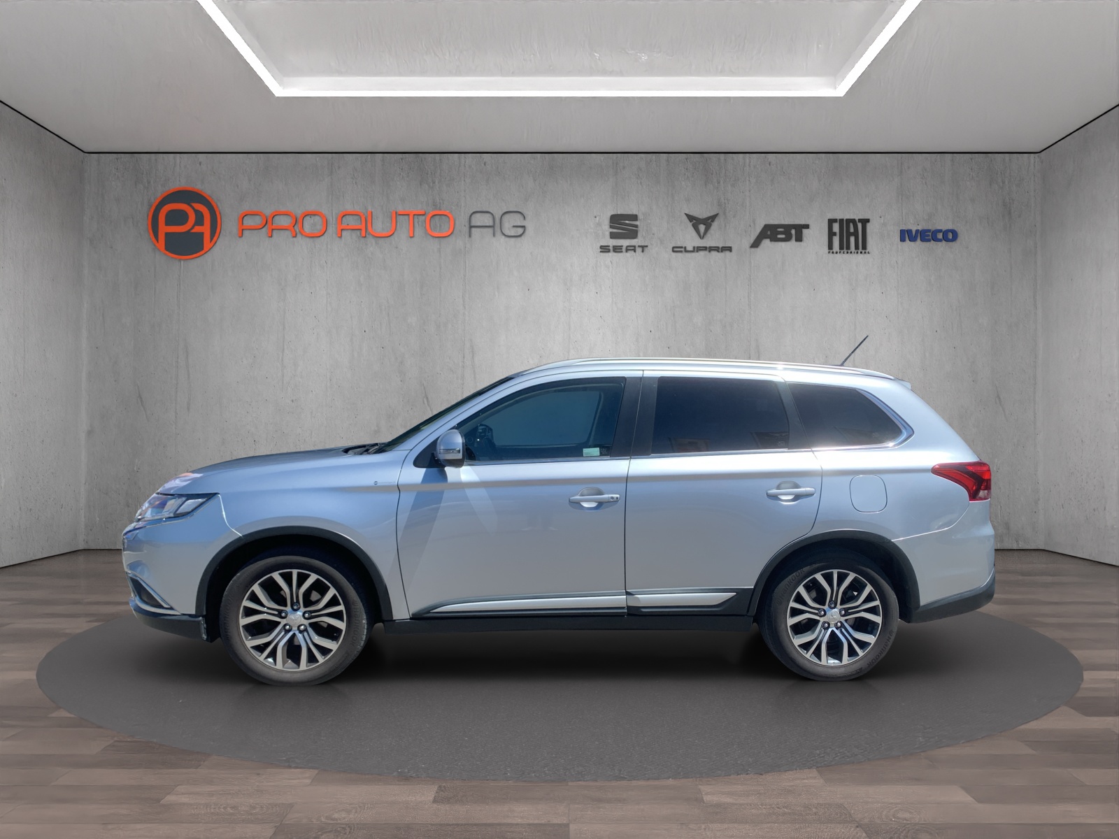 MITSUBISHI Outlander 2.2 DID Style 4WD Automatic-showroom-element-1