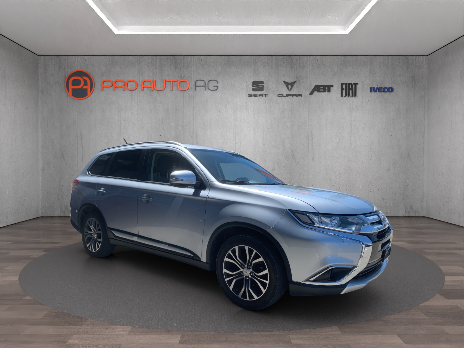 MITSUBISHI Outlander 2.2 DID Style 4WD Automatic-image-6