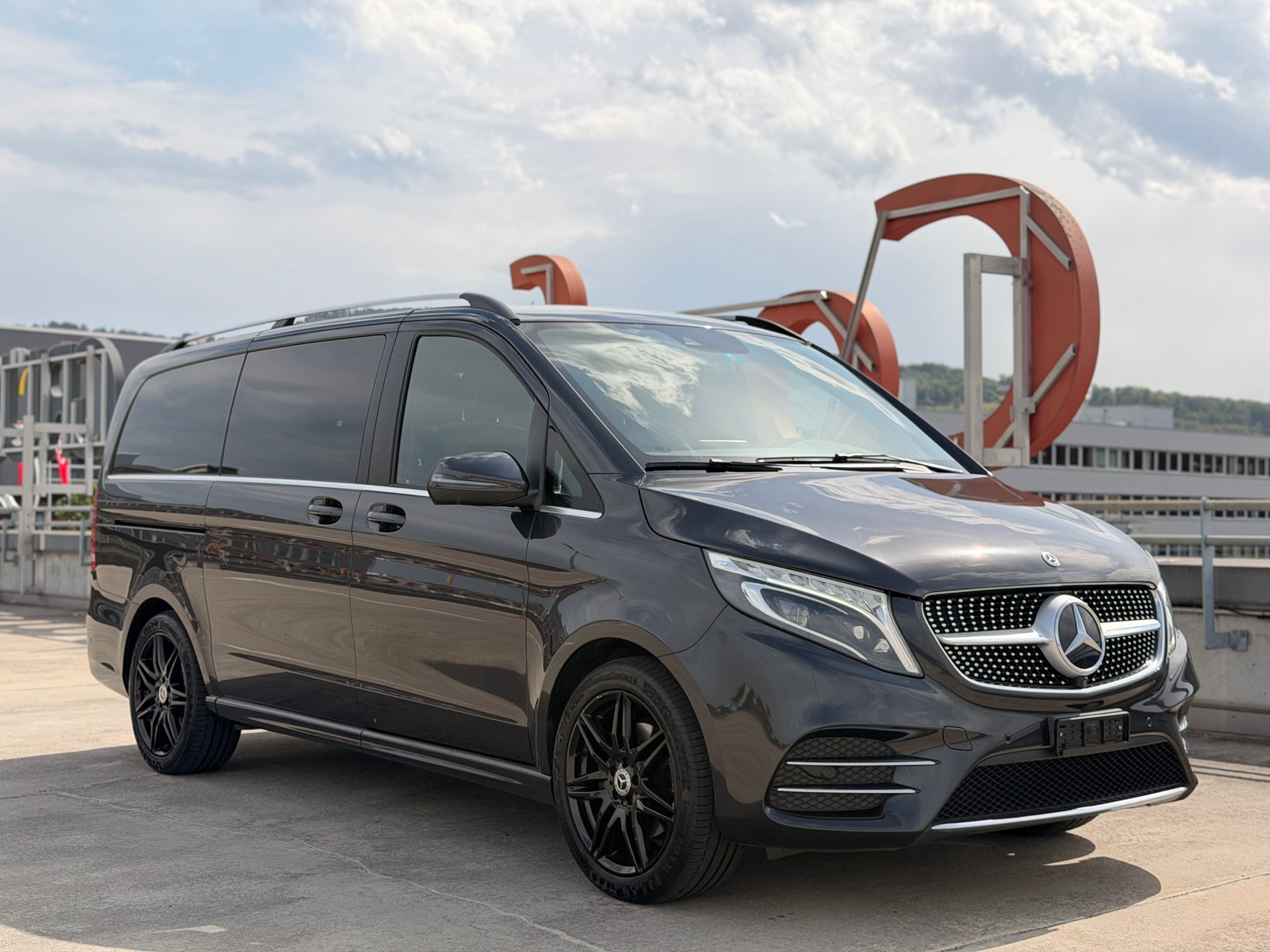 MERCEDES-BENZ V 300 d lang Swiss Edition 4Matic 9G-Tronic-image-1